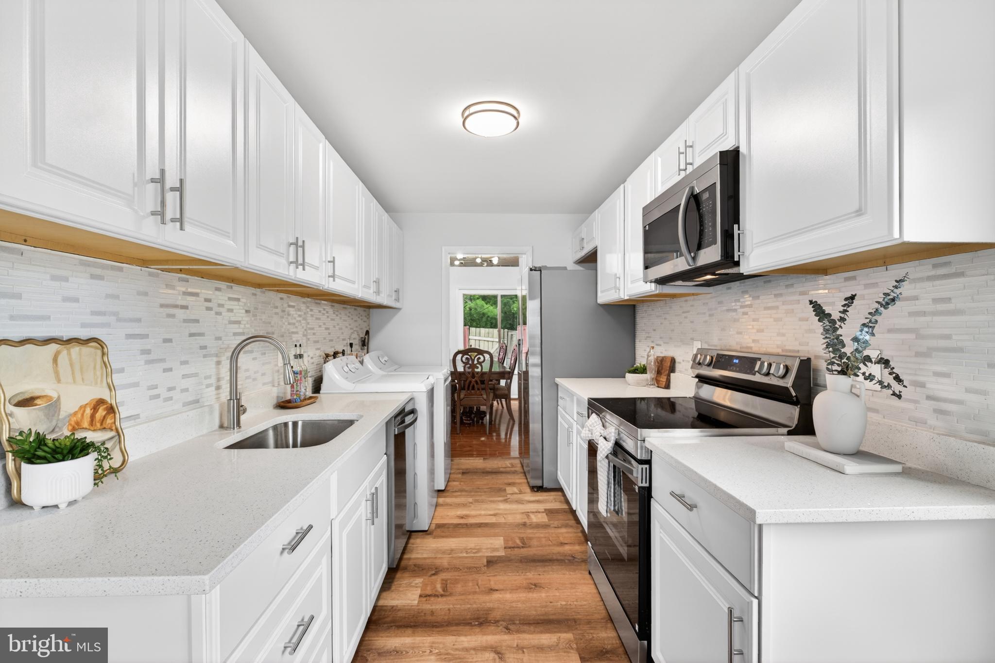 CRESTVIEW - Residential