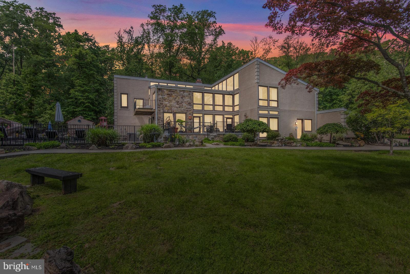 HUNTINGDON VALLEY - Residential