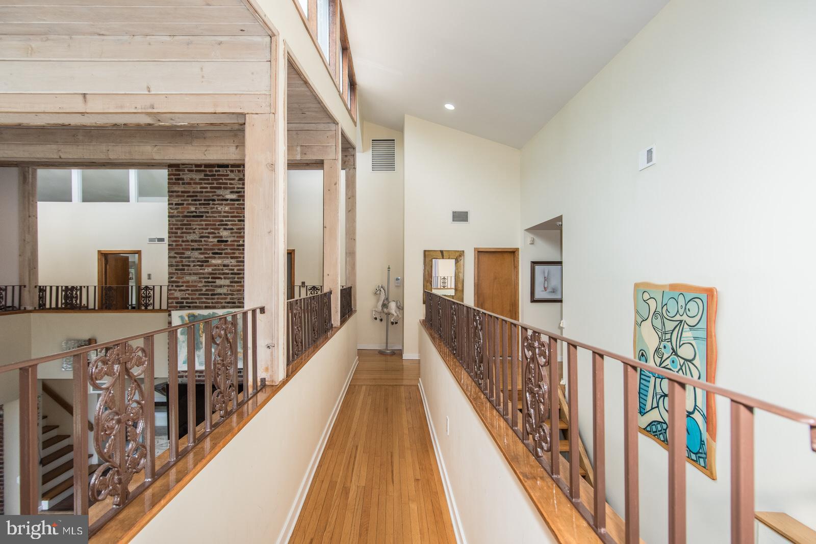 HUNTINGDON VALLEY - Residential