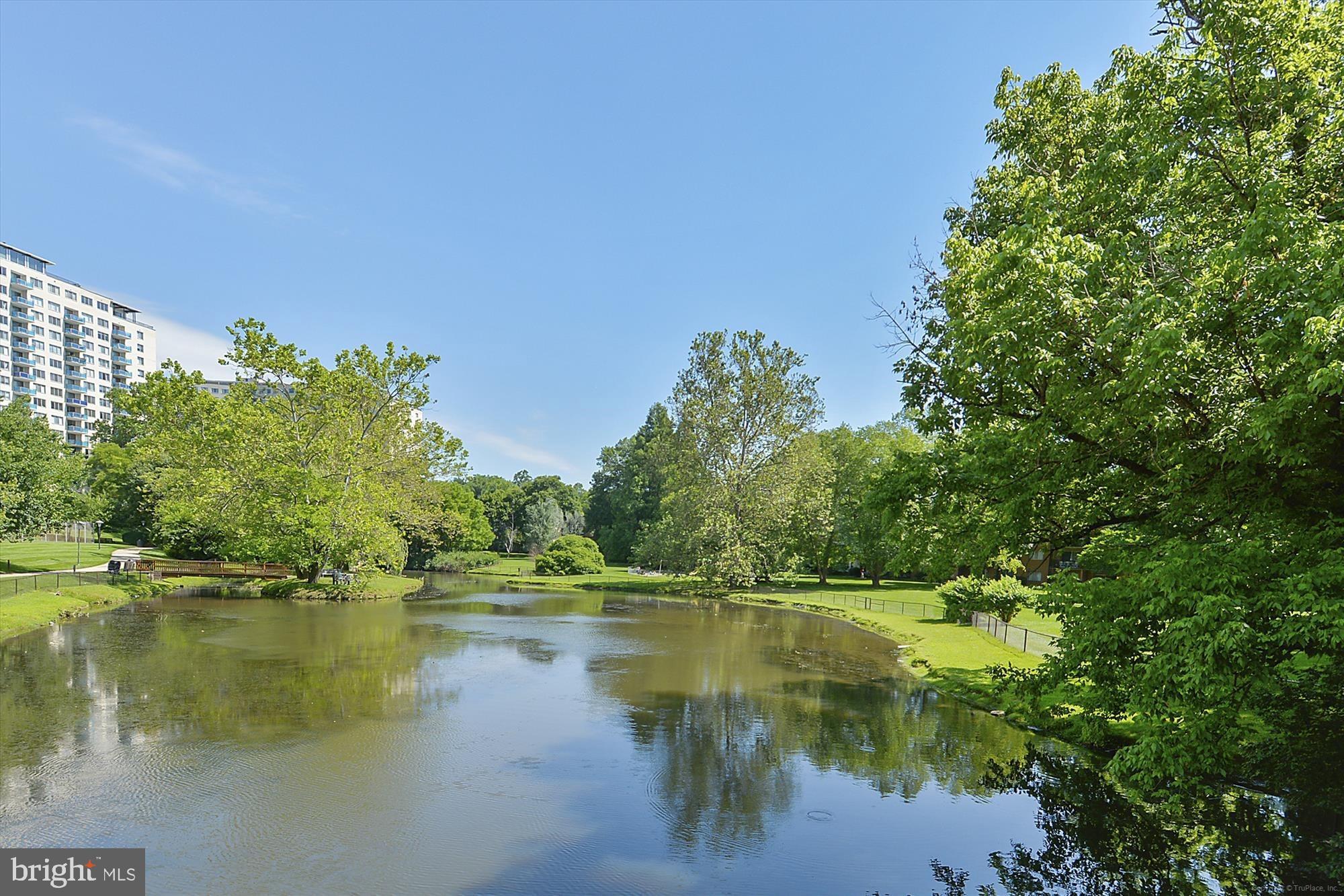 GROSVENOR PARK - Residential