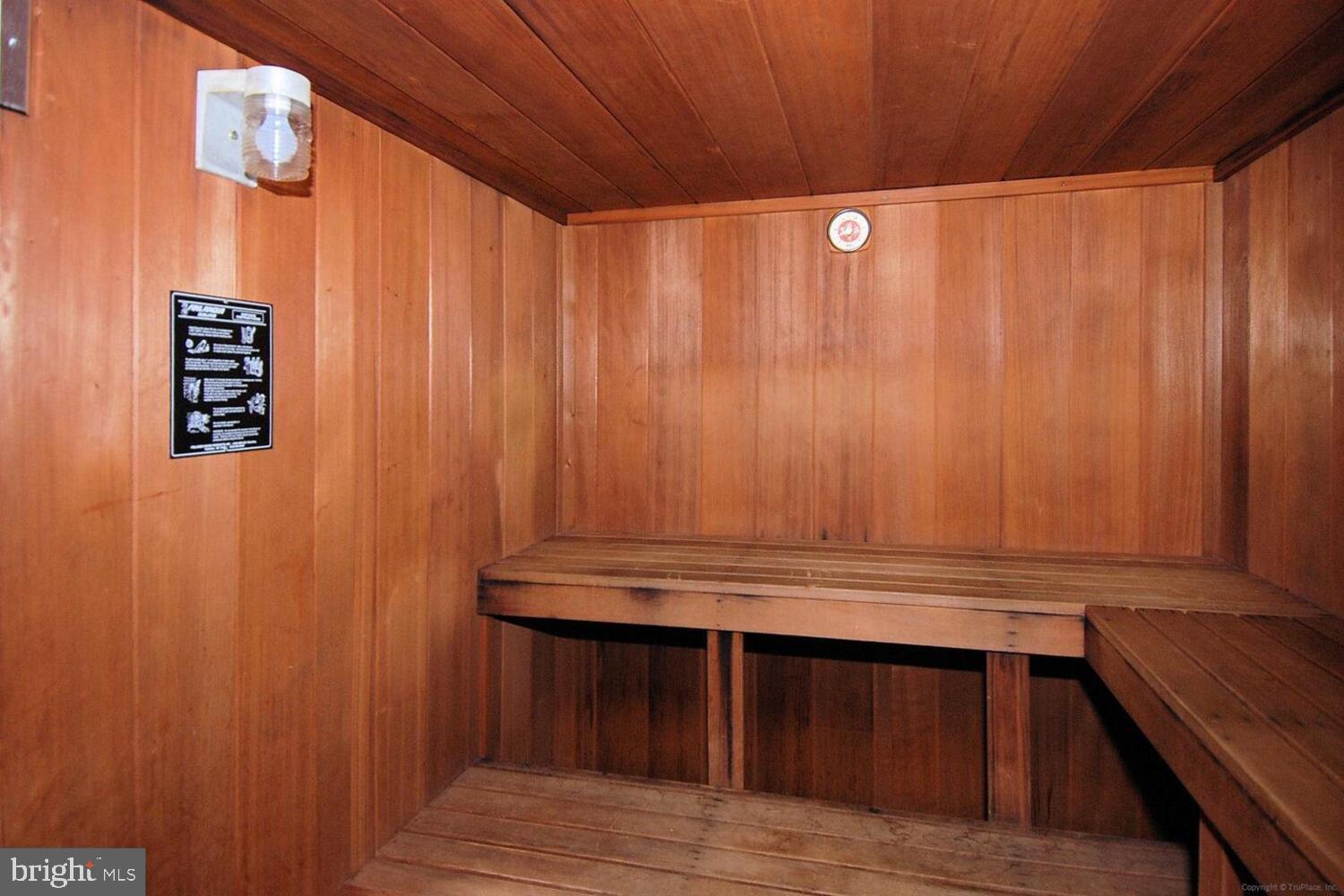 BARKLEY CONDO - Residential