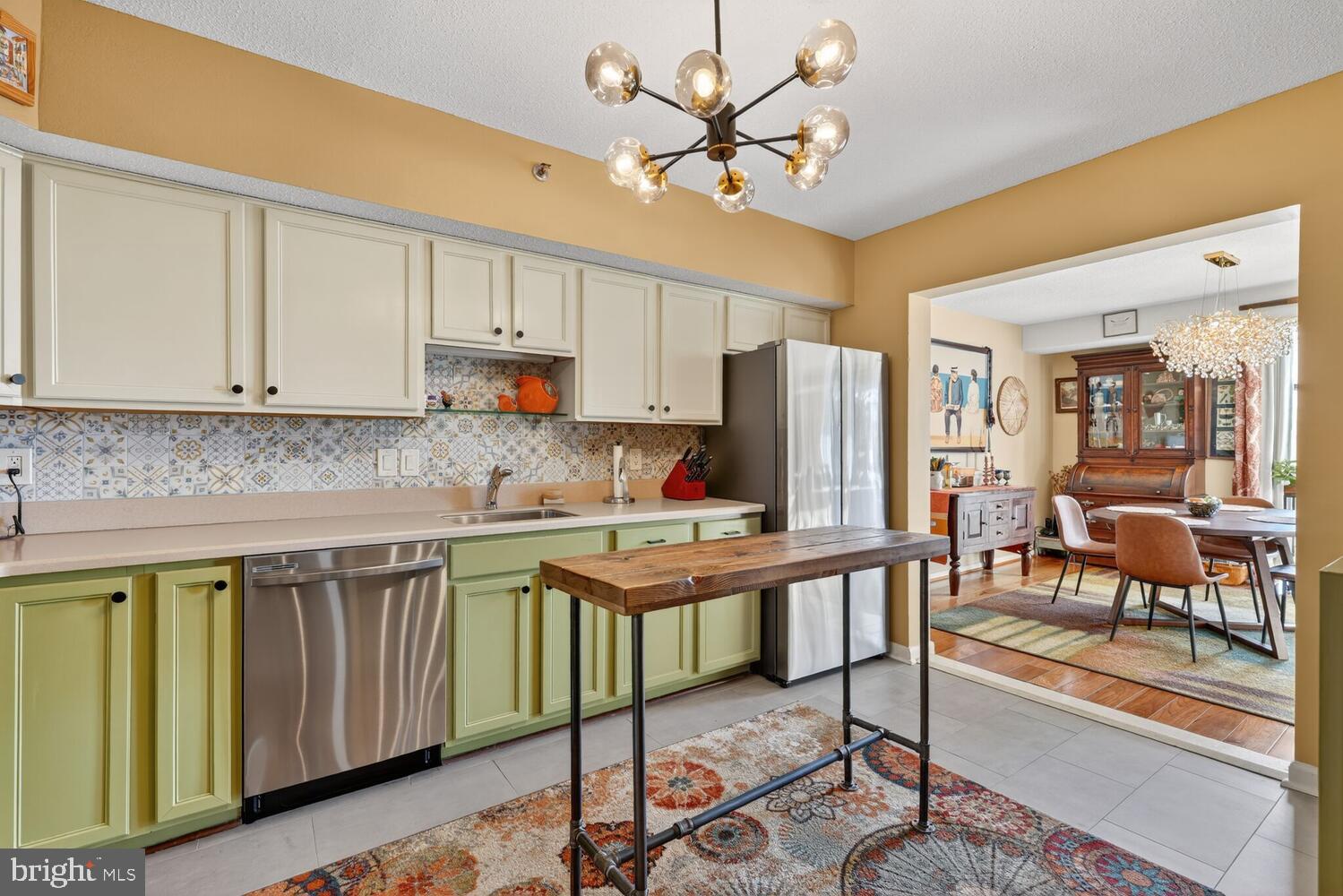 BARKLEY CONDO - Residential