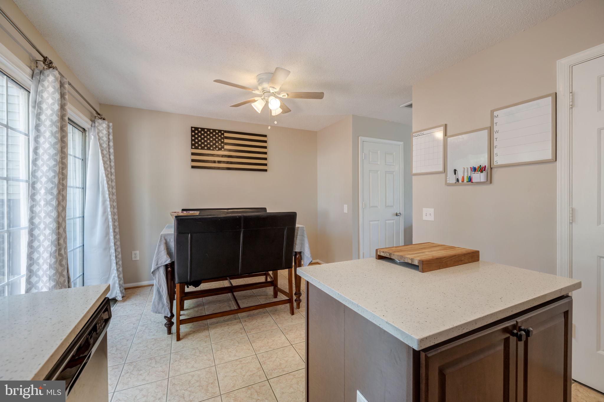 LANDSDOWNE - Residential