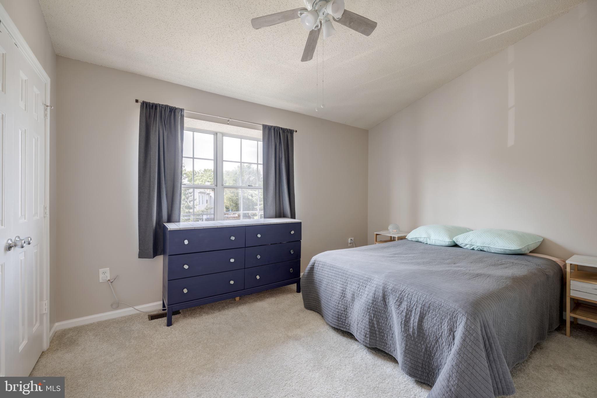 LANDSDOWNE - Residential