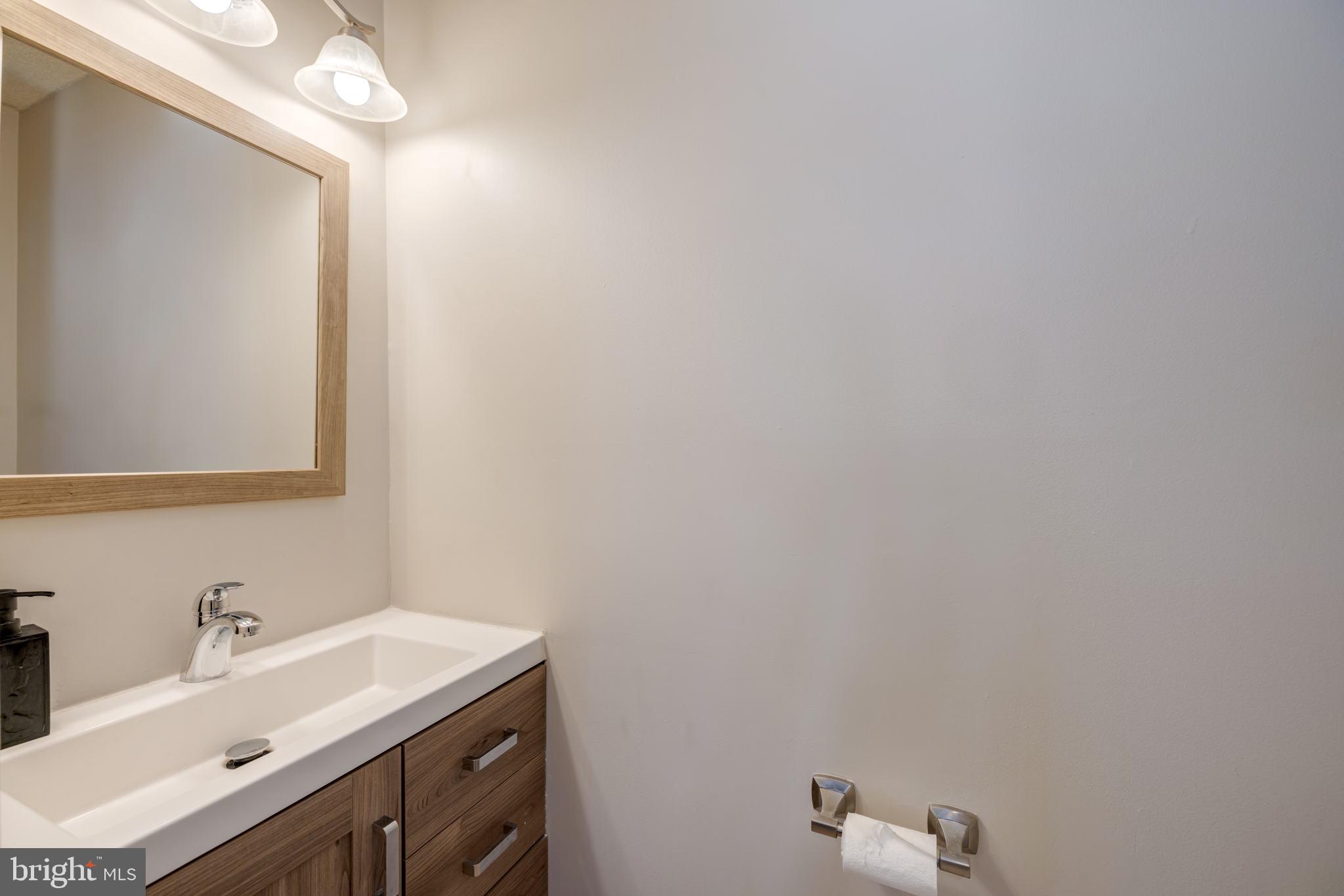 LANDSDOWNE - Residential