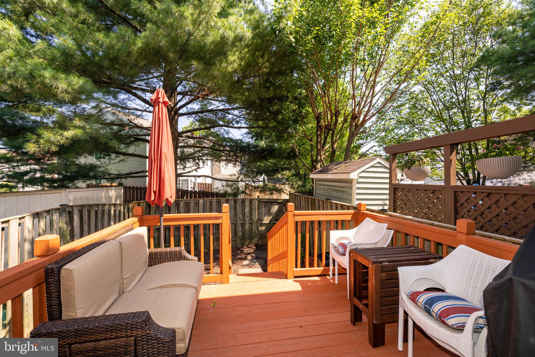 LANDSDOWNE - Residential