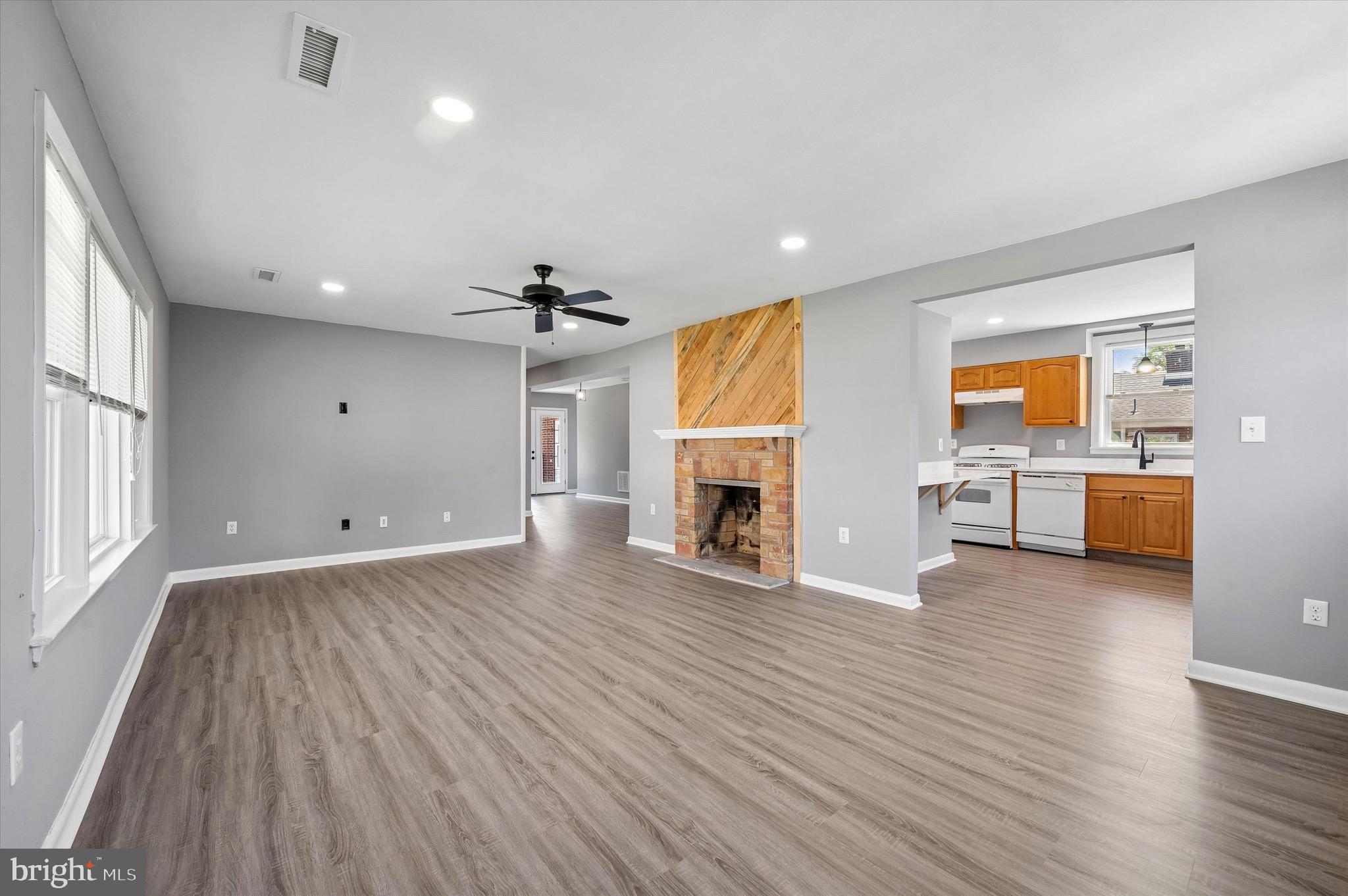 LANGFORD HILLS - Residential