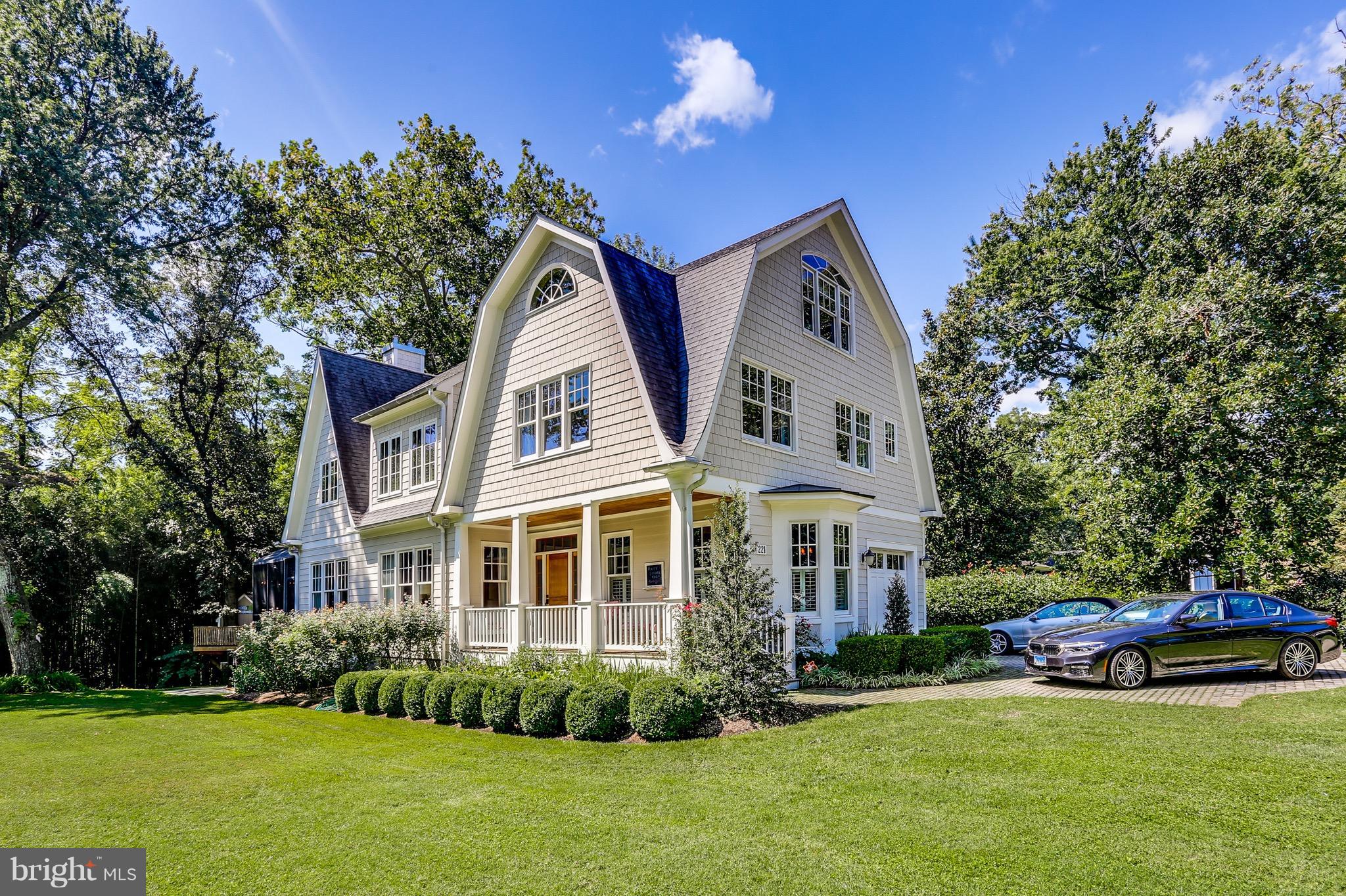 Closed price includes  adjacent 1/3 acre subdivided lot (219 Claude Street tax ID: 020697090223288).
