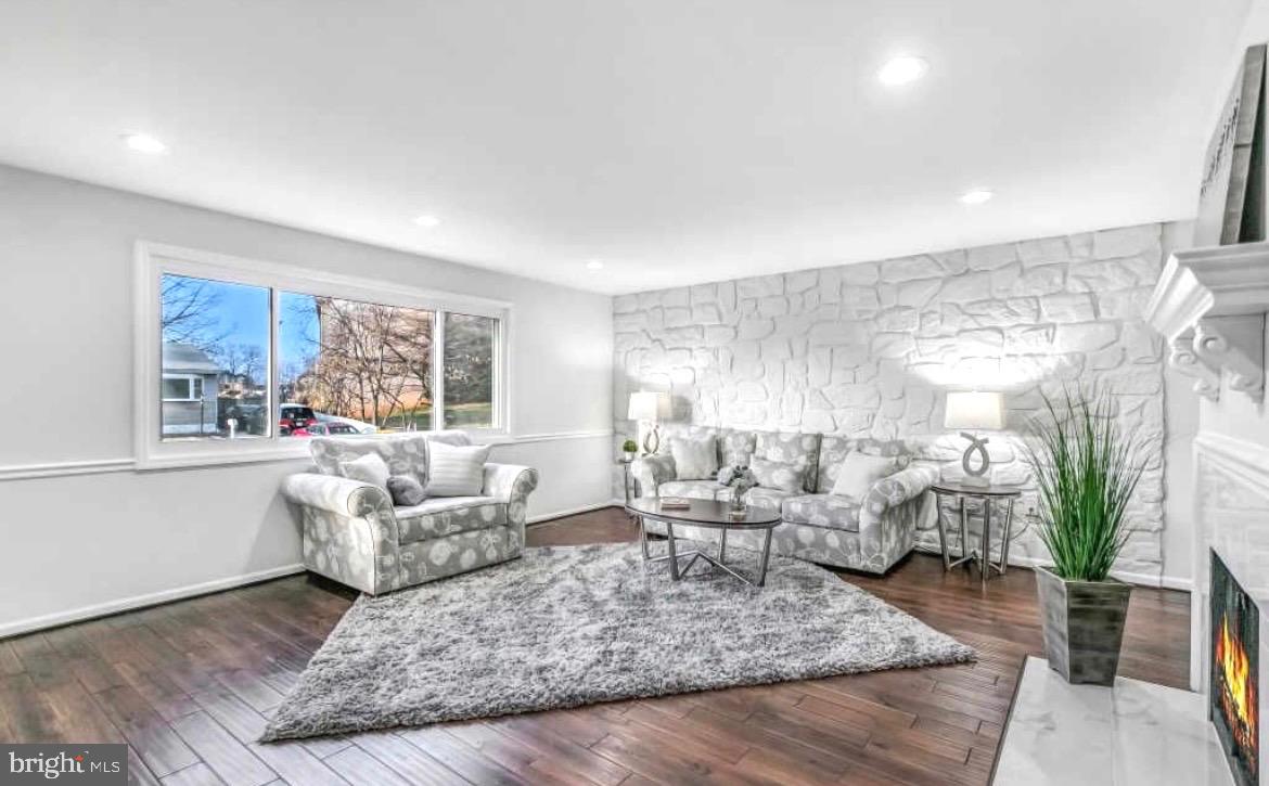 MARYLAND CITY - Residential