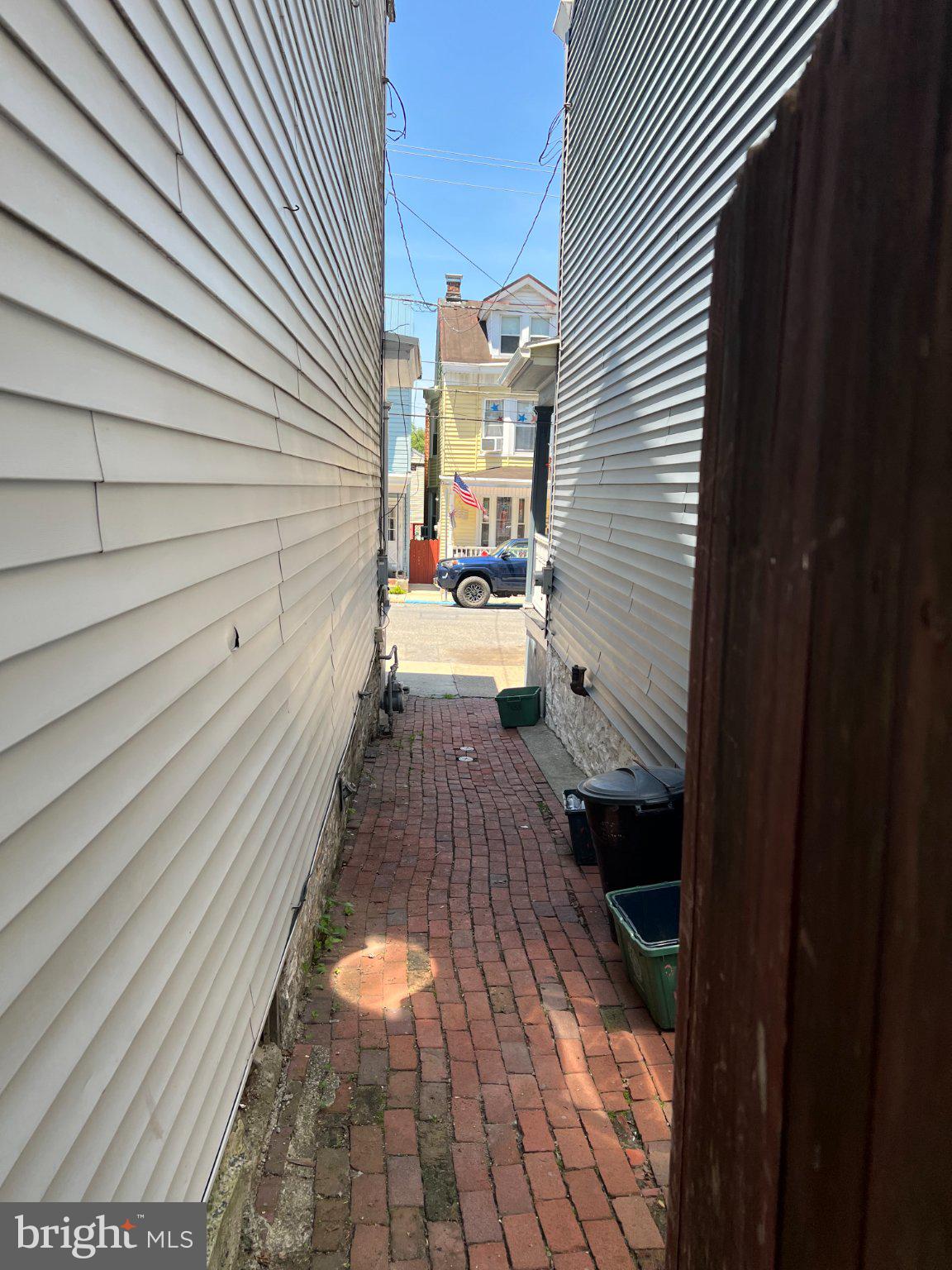 POTTSVILLE - Residential