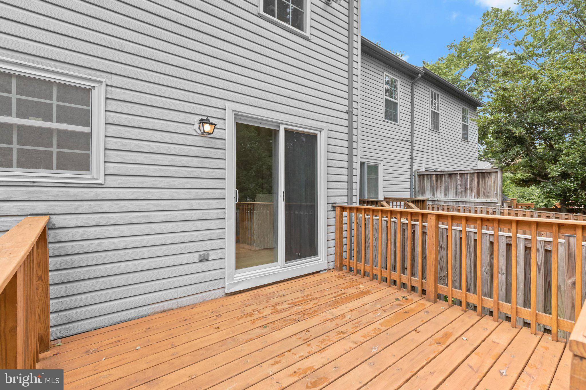 SILVER SPRING CNTRY CLUB - Residential