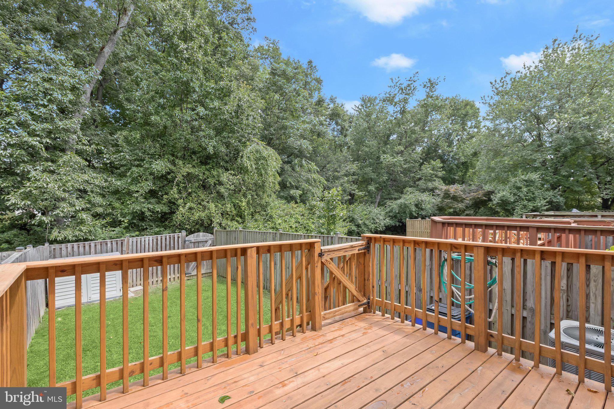 SILVER SPRING CNTRY CLUB - Residential