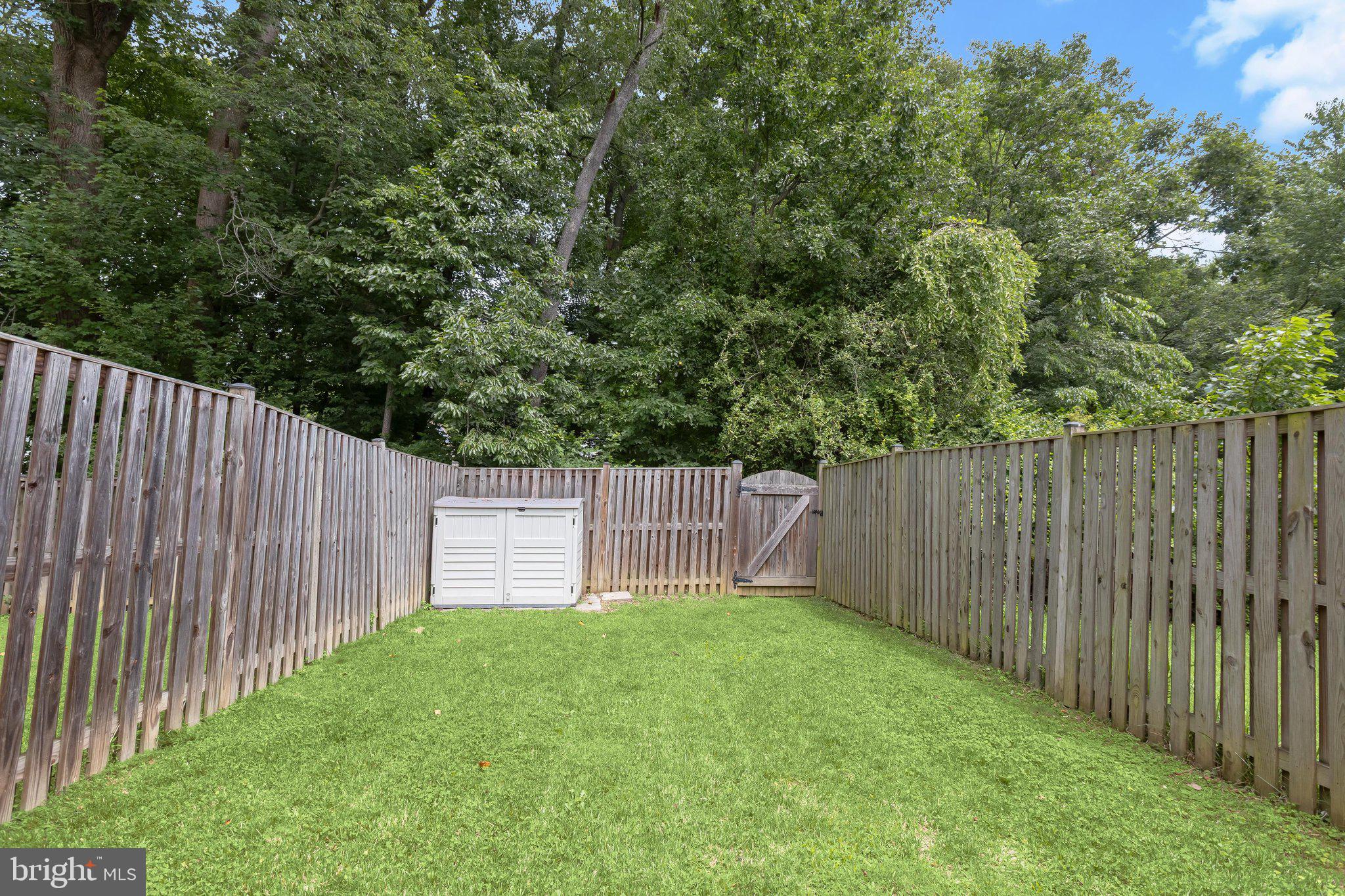 SILVER SPRING CNTRY CLUB - Residential