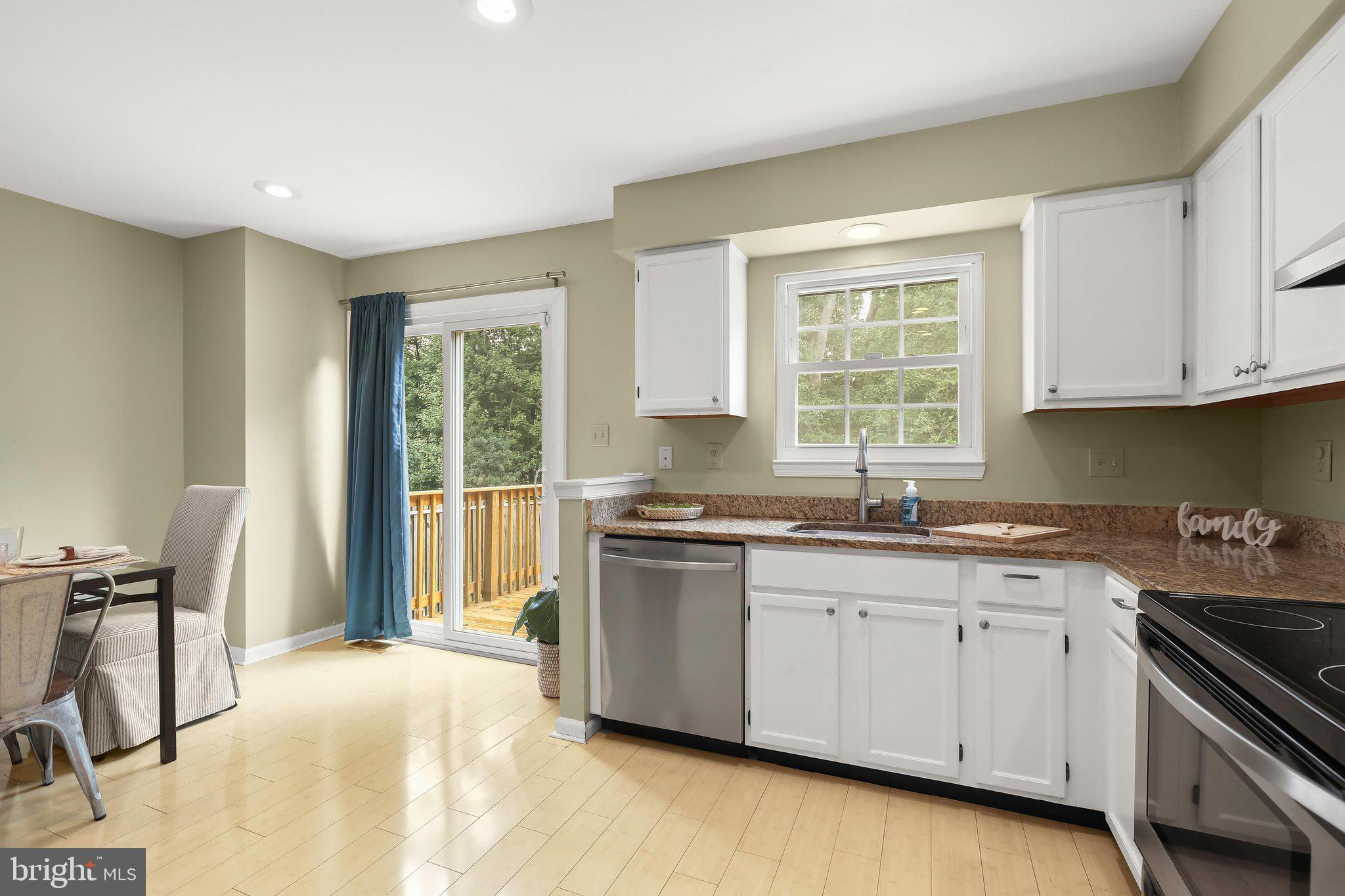 SILVER SPRING CNTRY CLUB - Residential