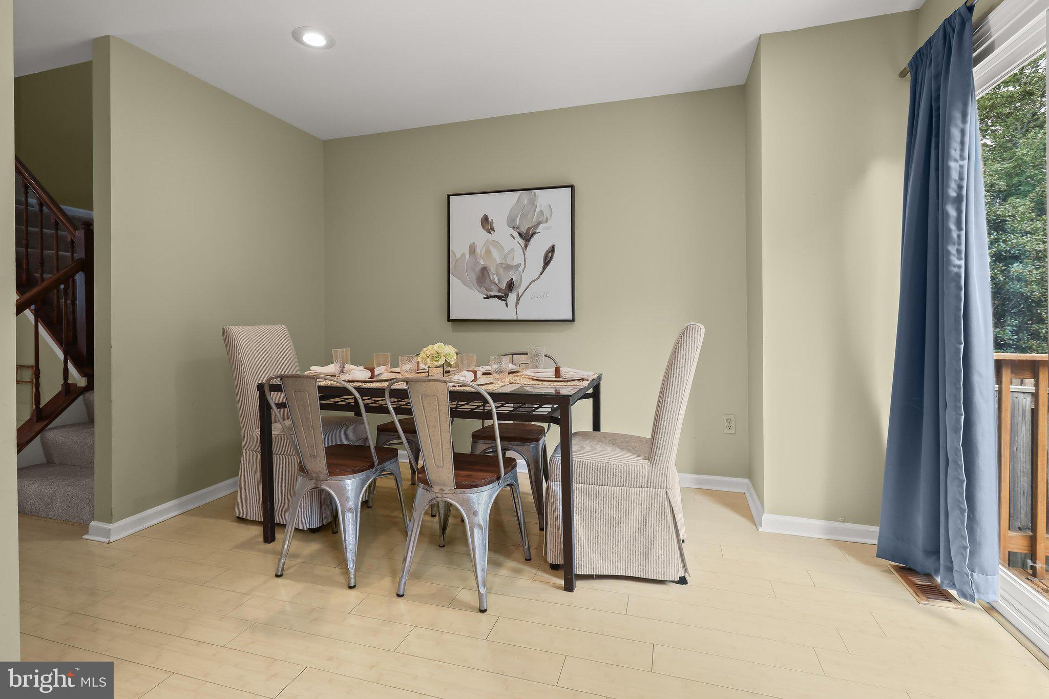 SILVER SPRING CNTRY CLUB - Residential
