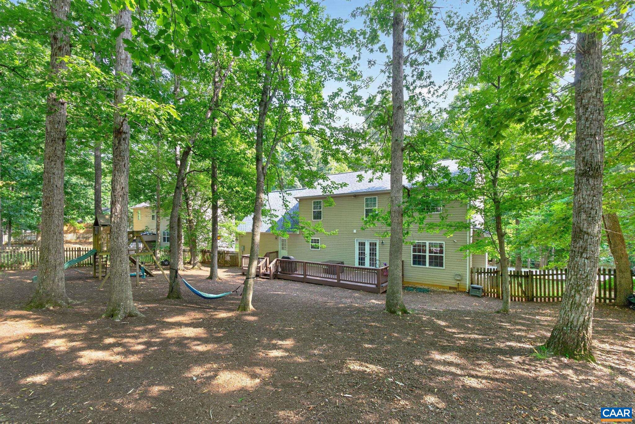 LAKE MONTICELLO - Residential