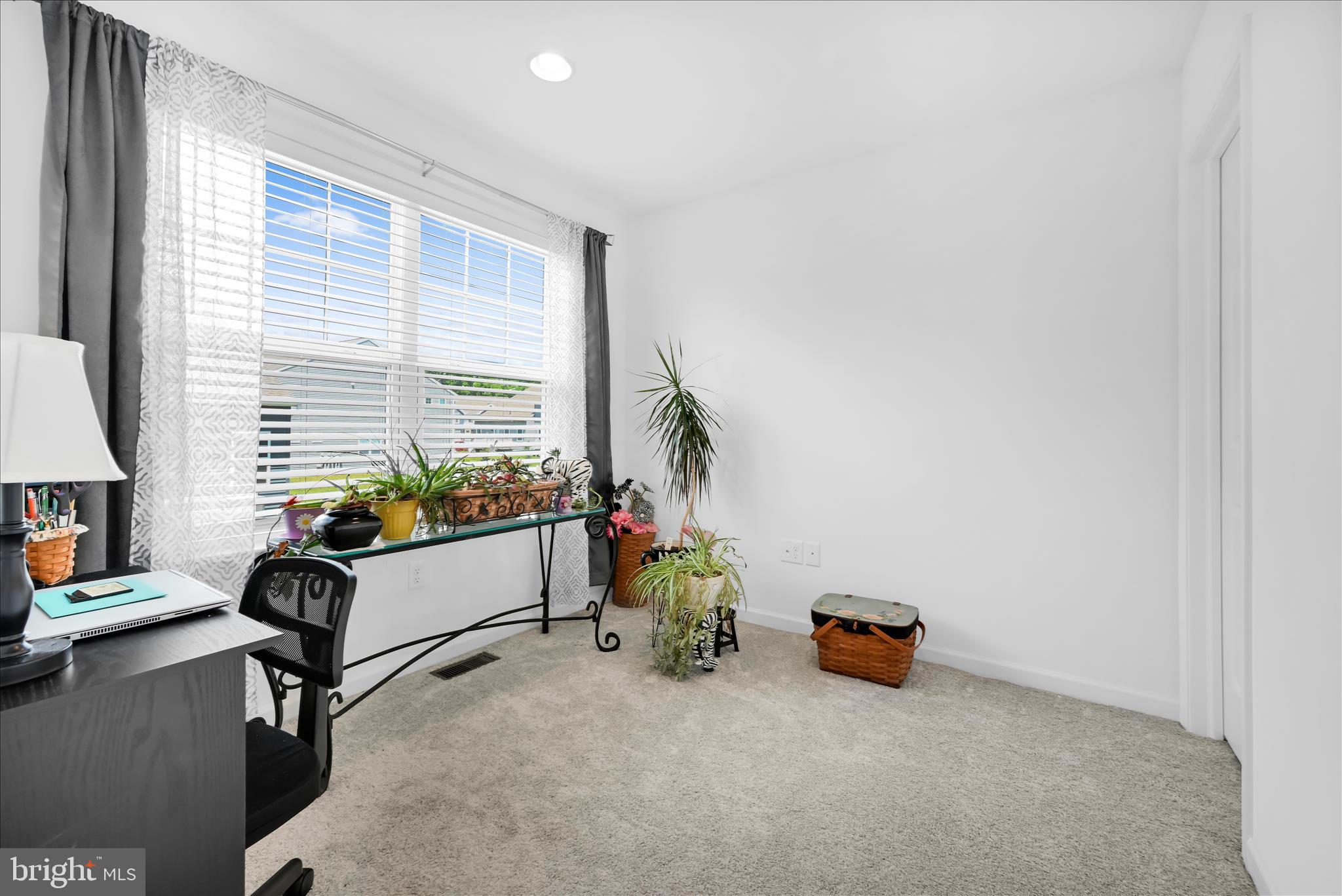 MAYAPPLE WOODS - Residential