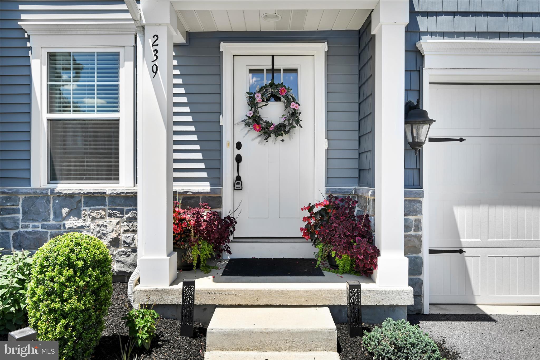 MAYAPPLE WOODS - Residential