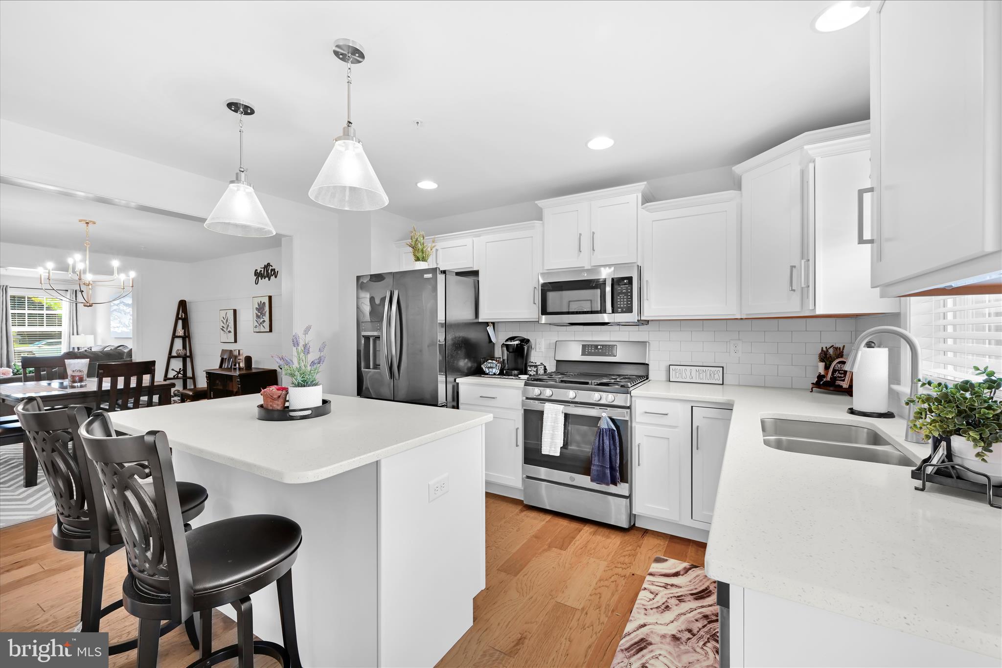 MAYAPPLE WOODS - Residential