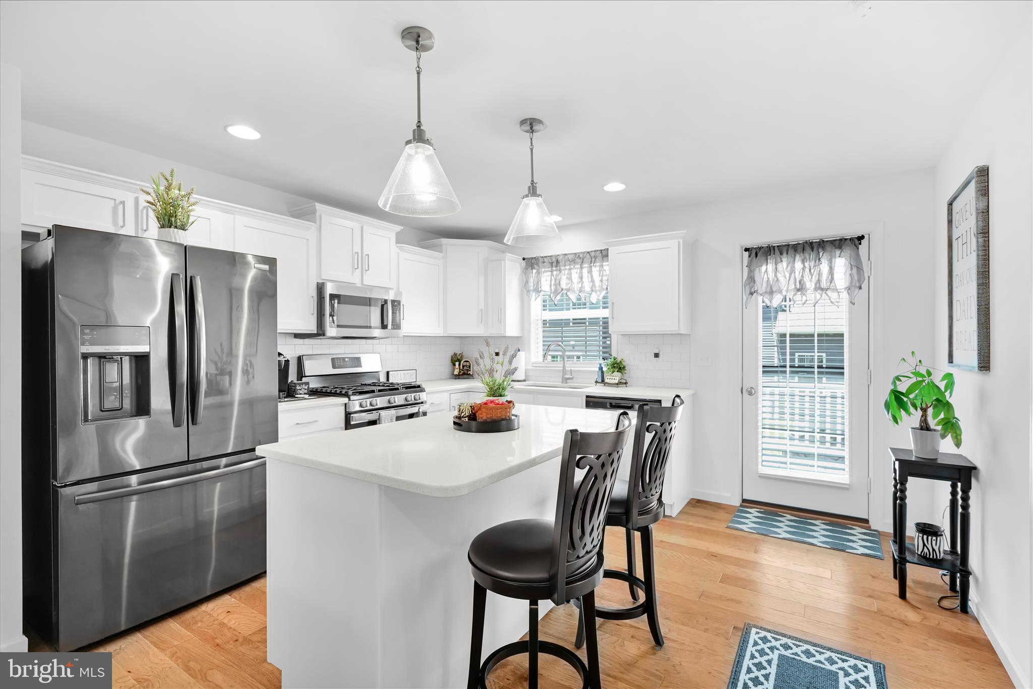 MAYAPPLE WOODS - Residential