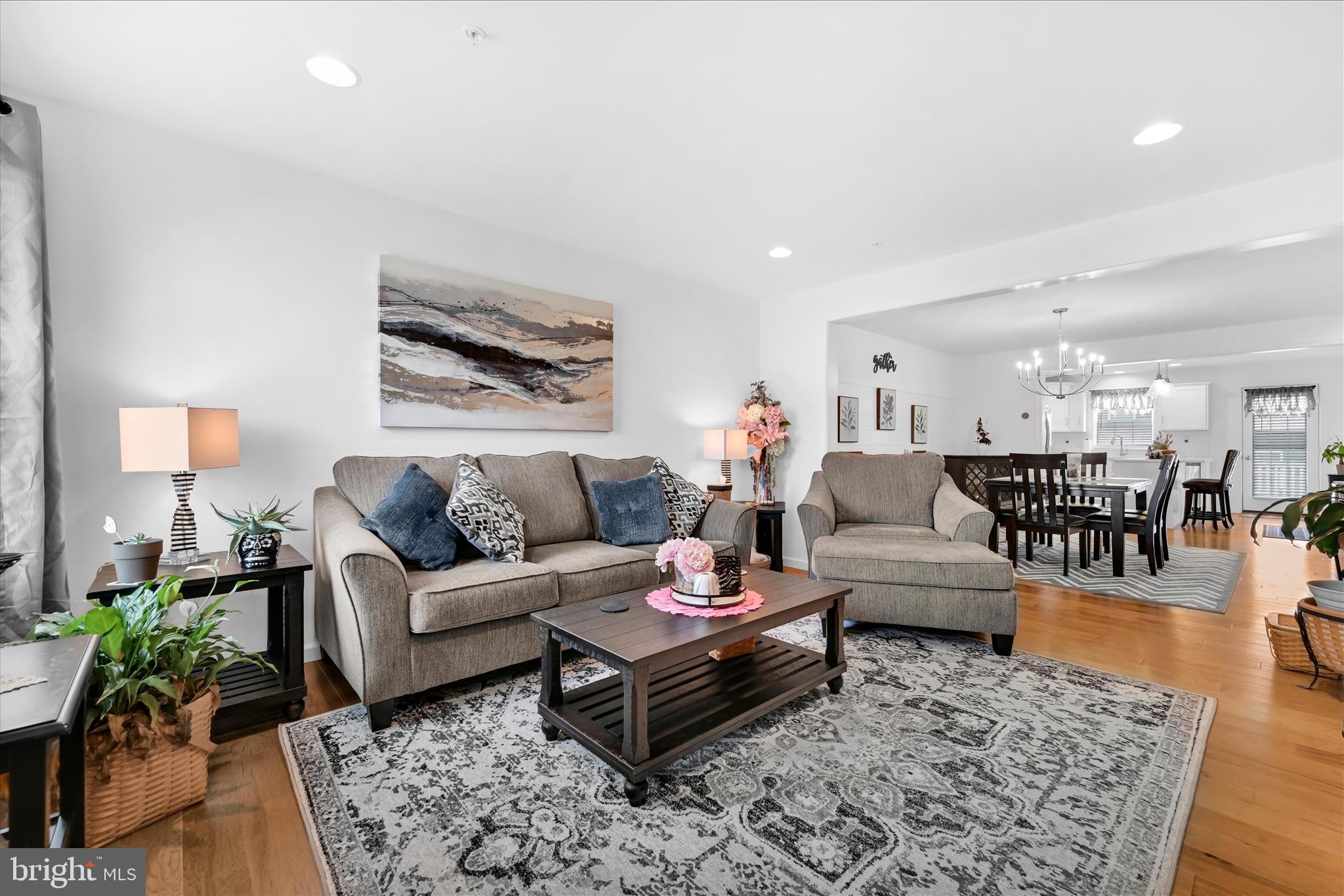 MAYAPPLE WOODS - Residential