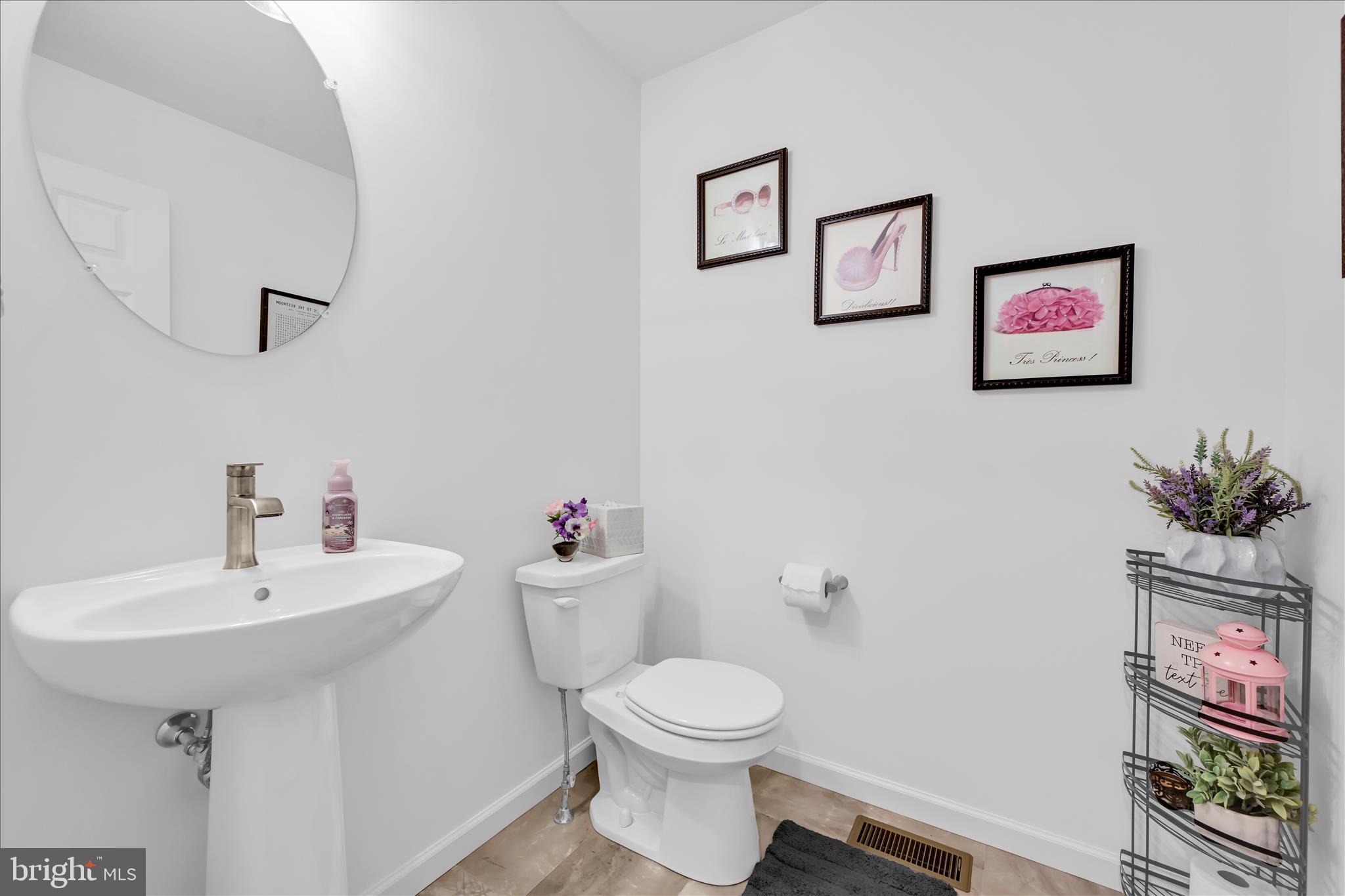 MAYAPPLE WOODS - Residential