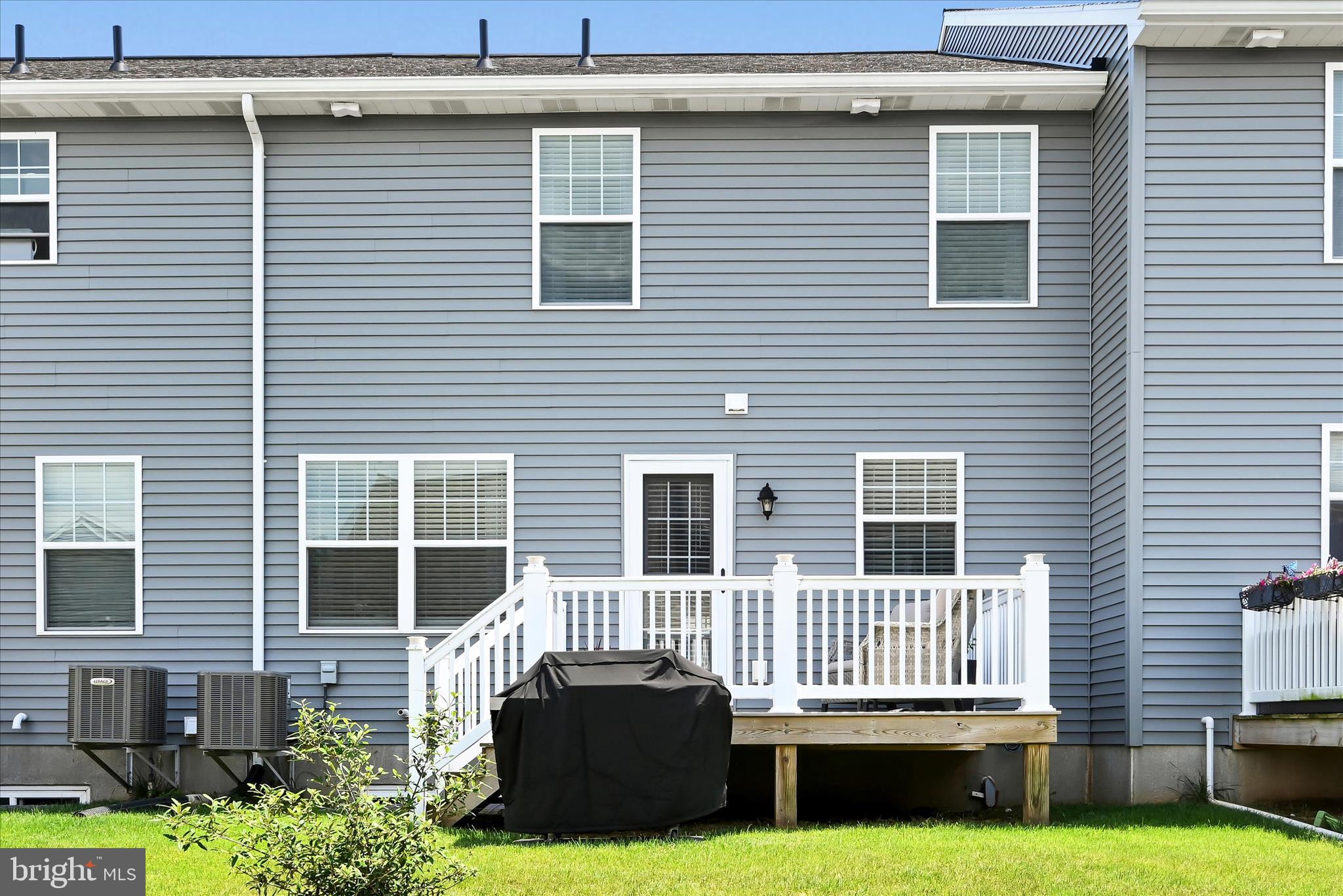MAYAPPLE WOODS - Residential
