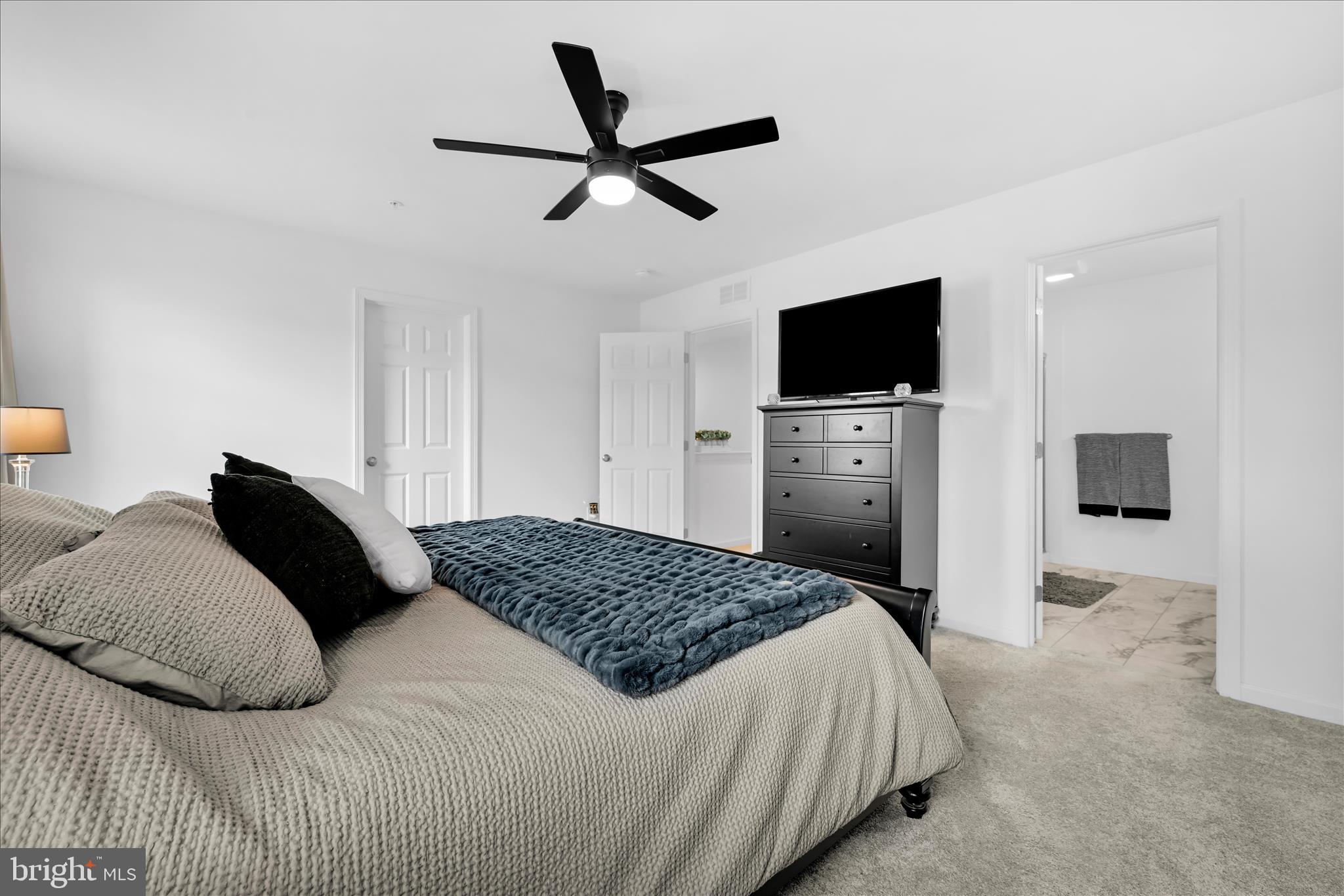 MAYAPPLE WOODS - Residential
