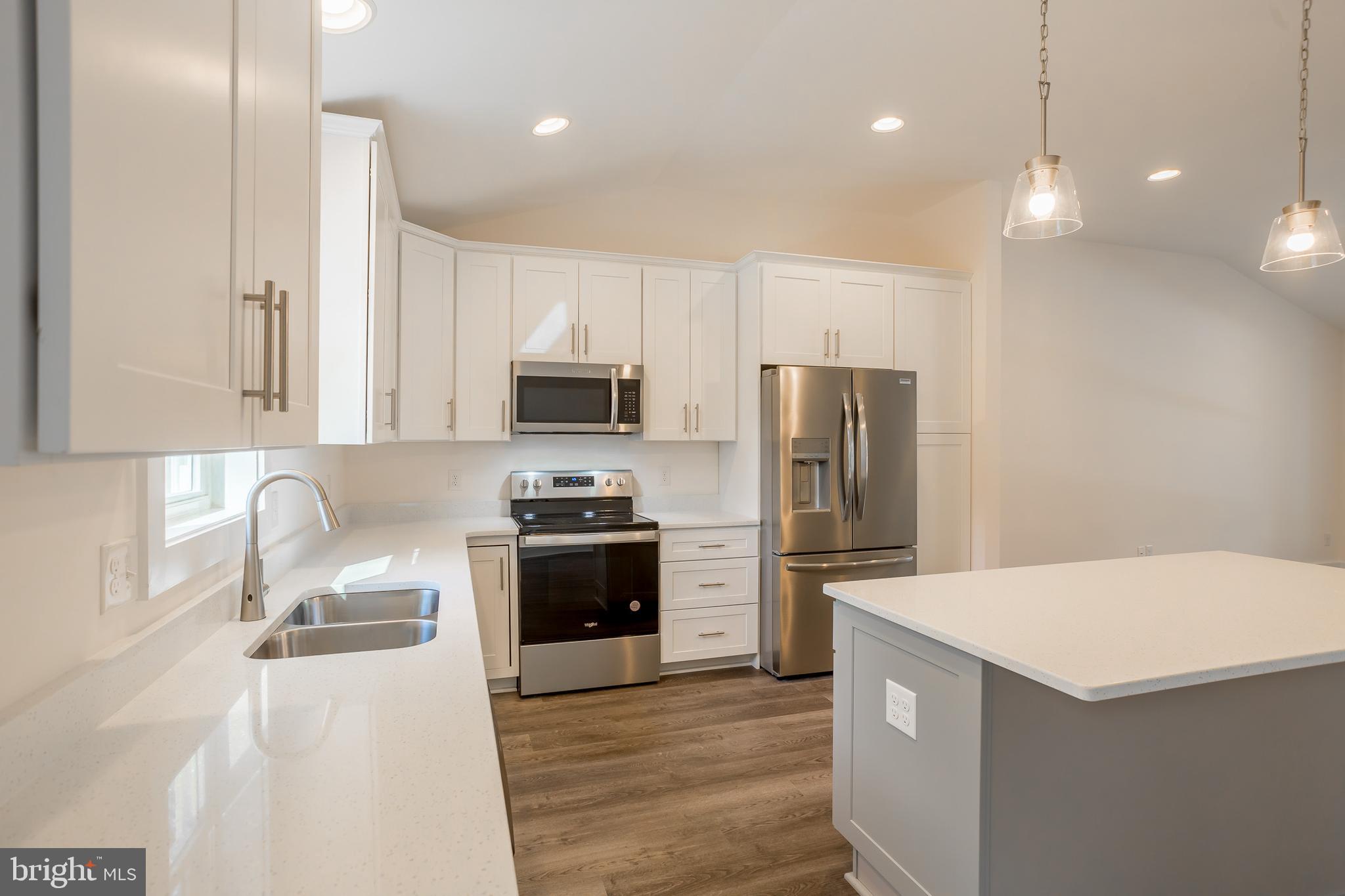 BLACKWATER VILLAGE - Residential