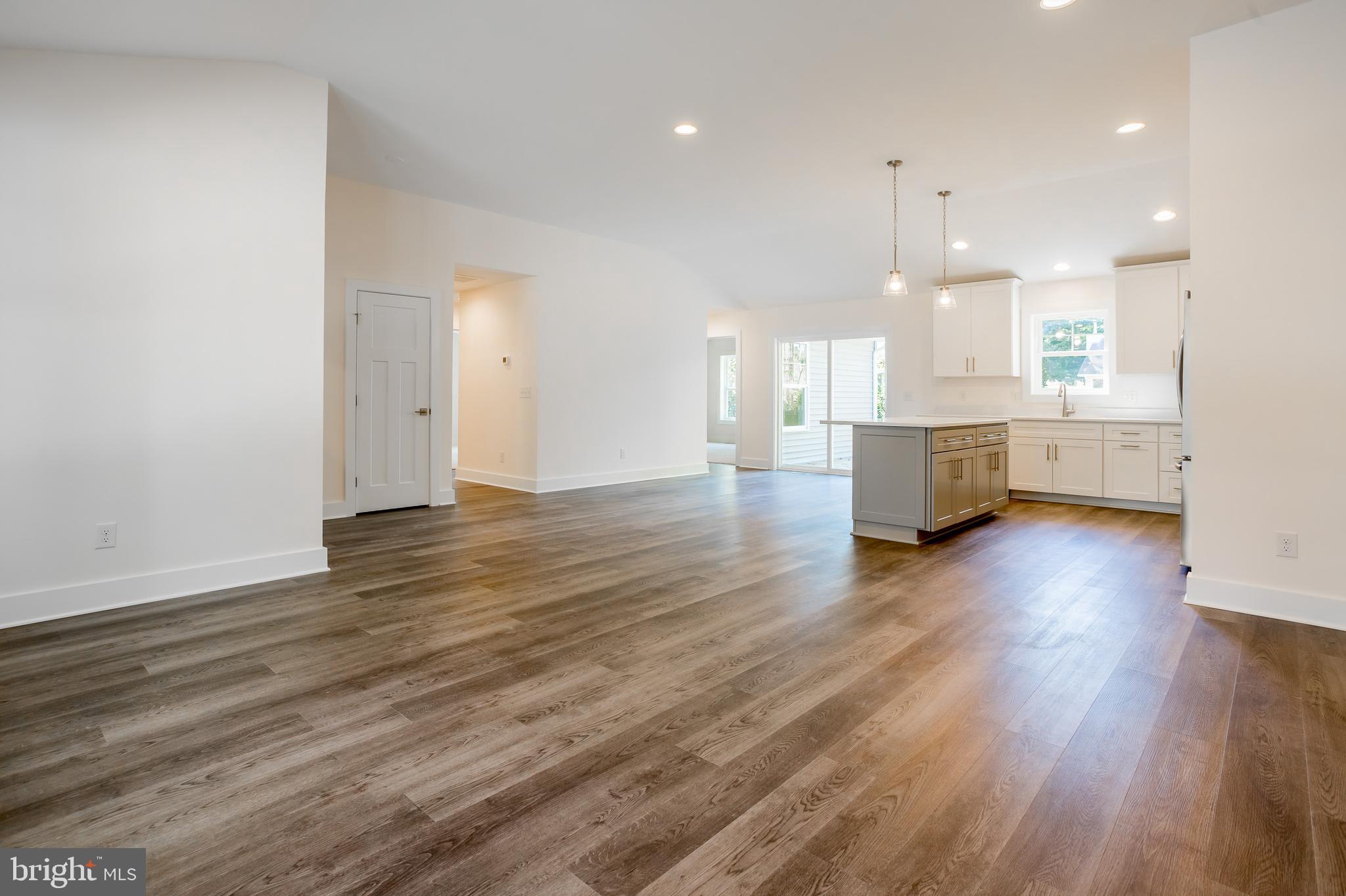 BLACKWATER VILLAGE - Residential