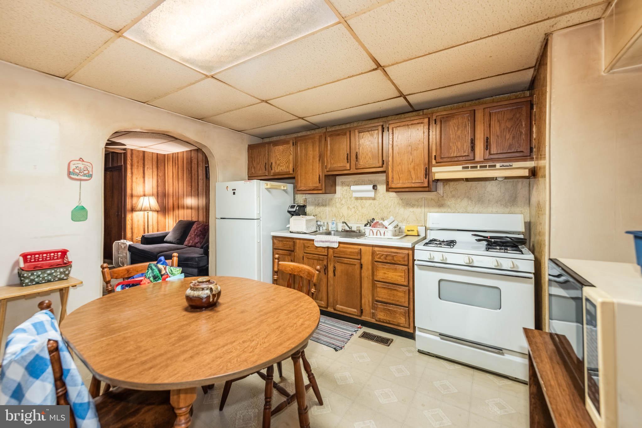 HIGHLANDTOWN - Residential