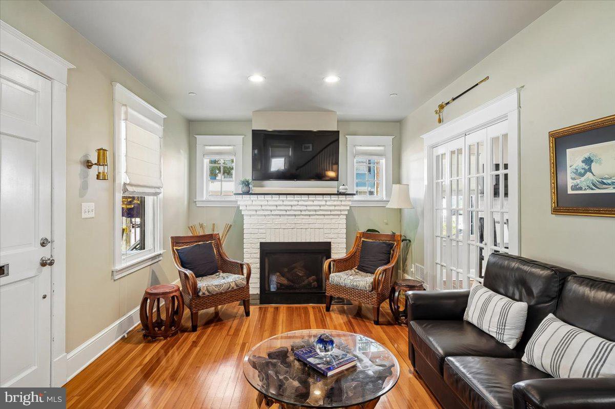 MURRAY HILL - Residential