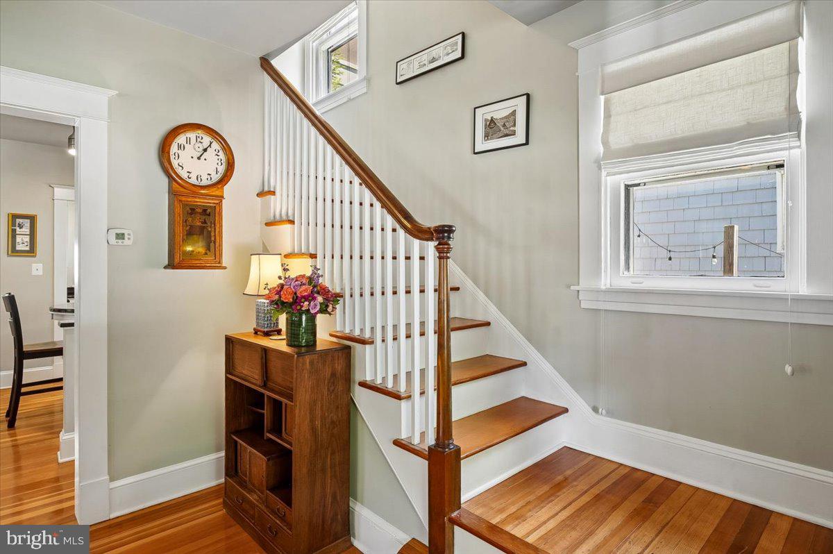 MURRAY HILL - Residential