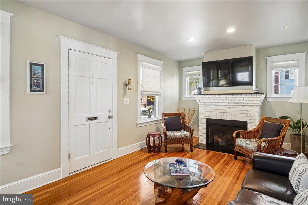 MURRAY HILL - Residential