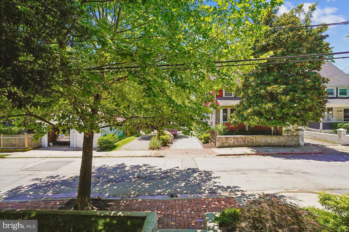 MURRAY HILL - Residential
