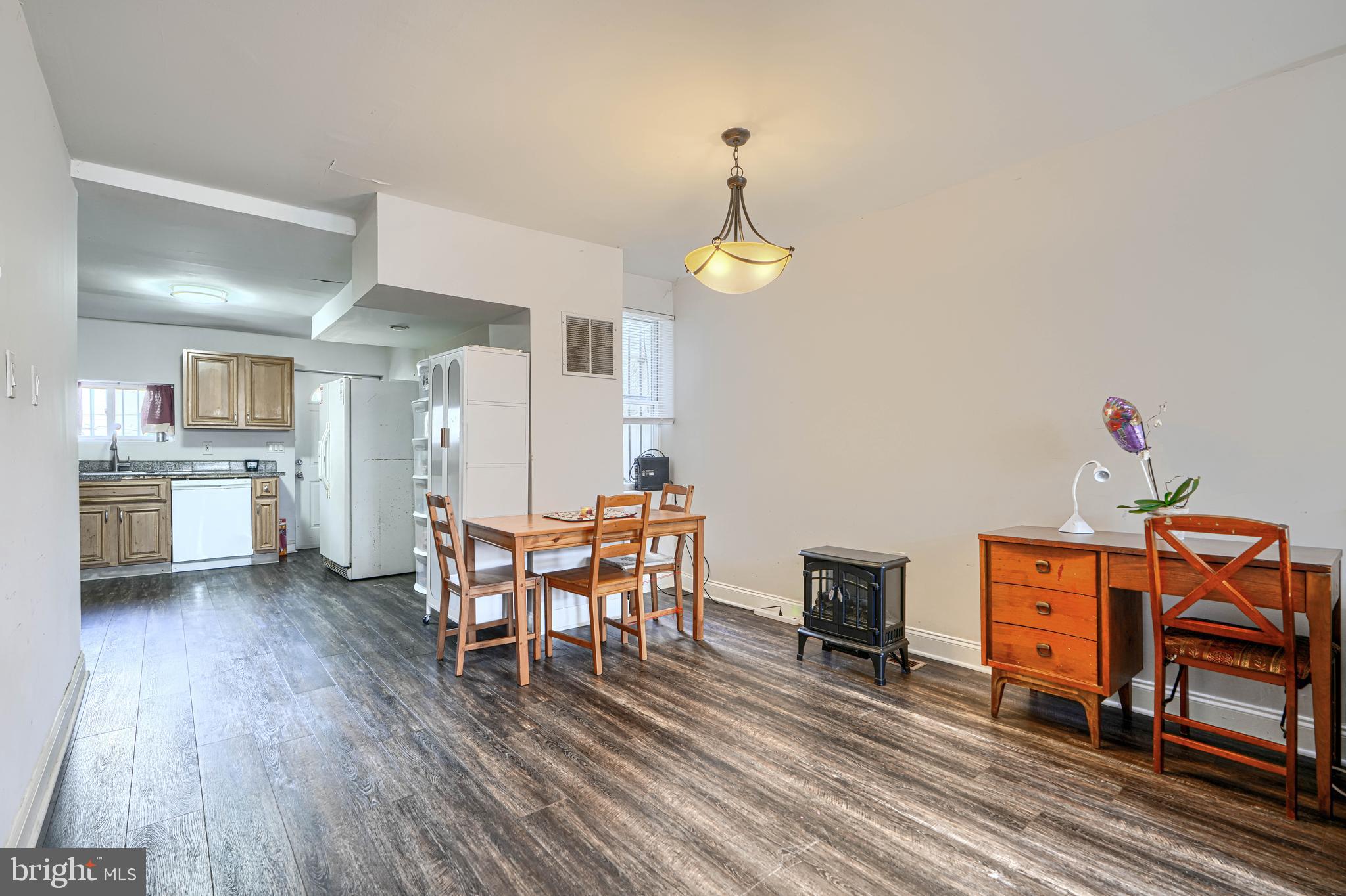 EAST SIDE - Residential