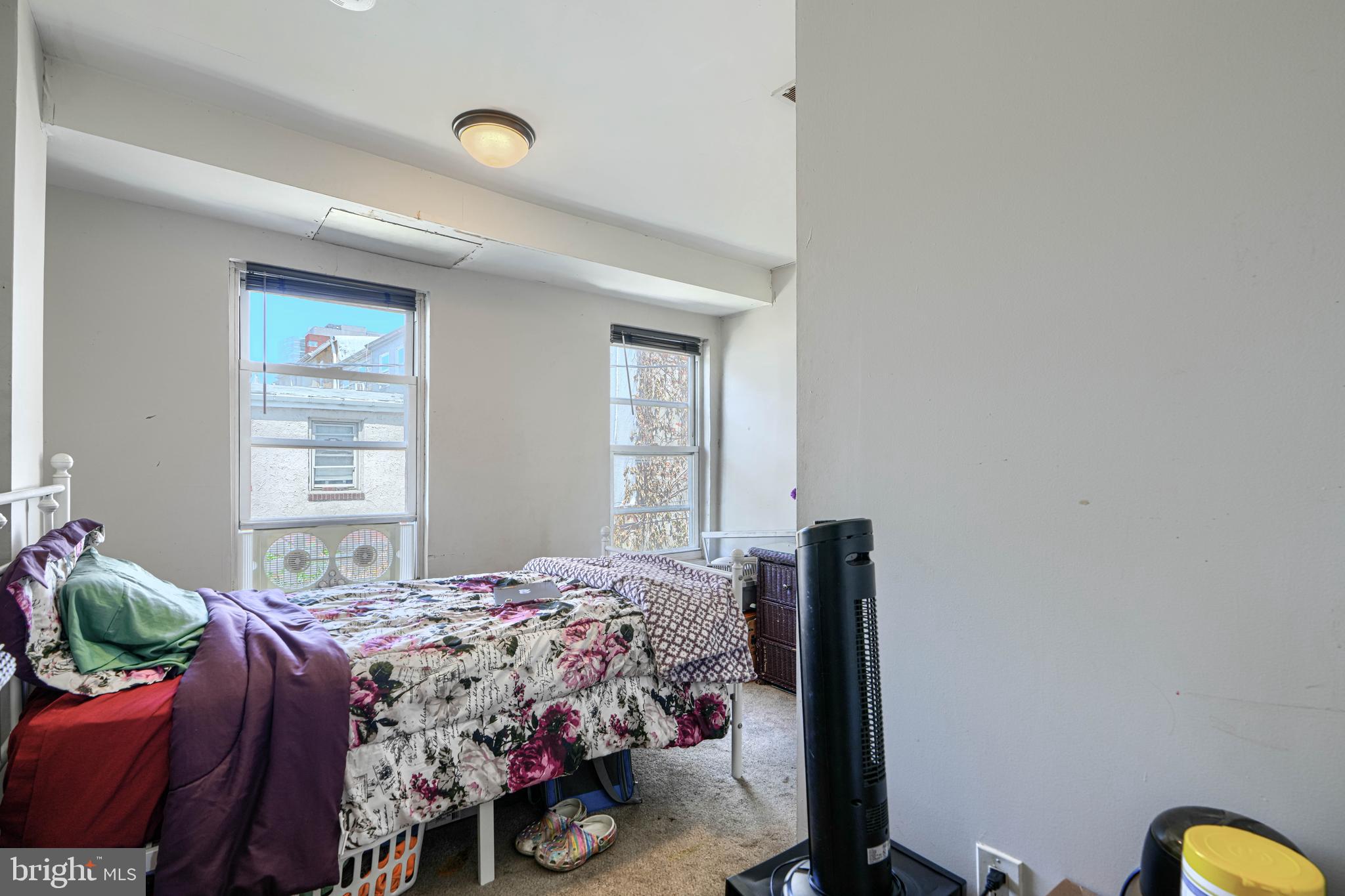 EAST SIDE - Residential