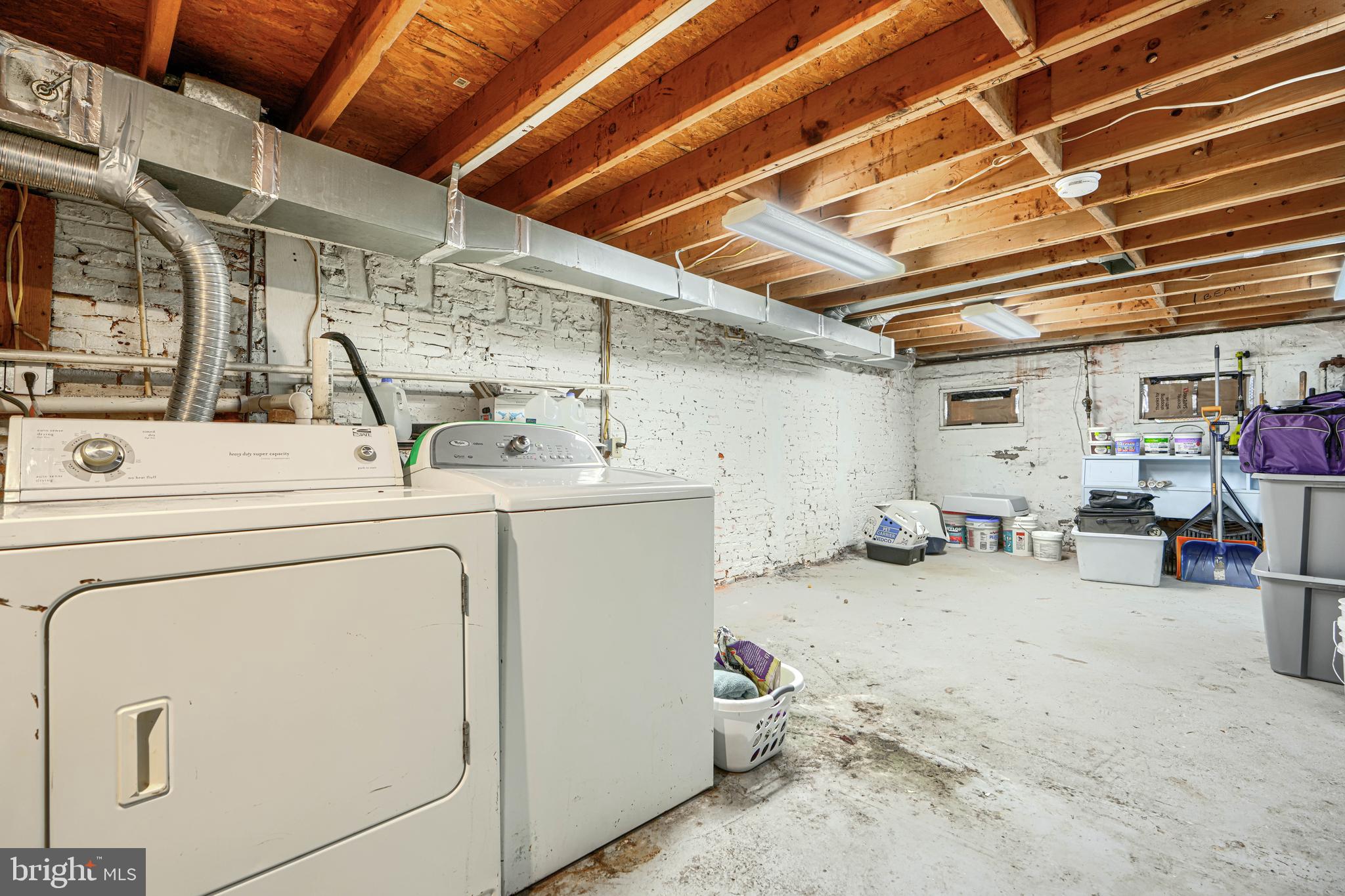 EAST SIDE - Residential