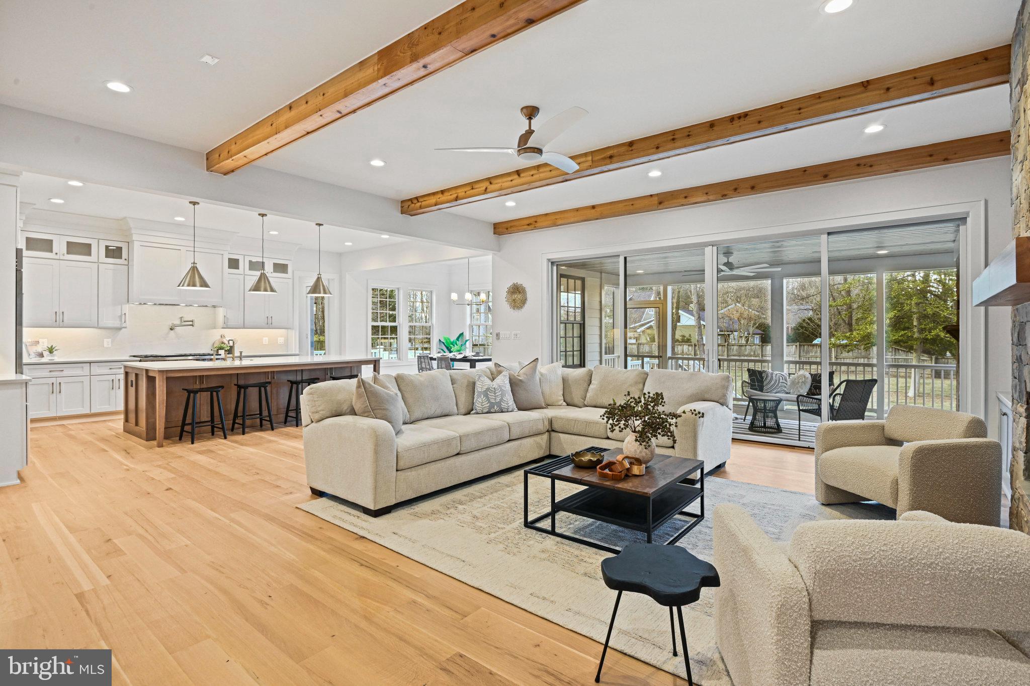WESTBRIAR COUNTRY CLUB MANOR - Residential
