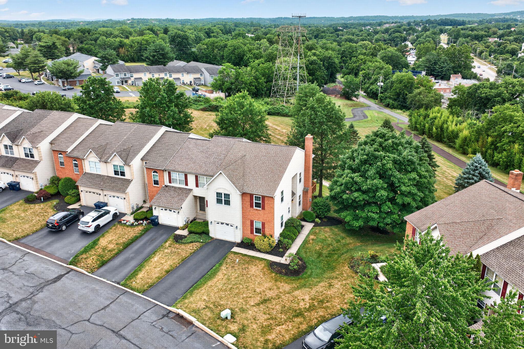 ROSECLIFF MANOR - Residential