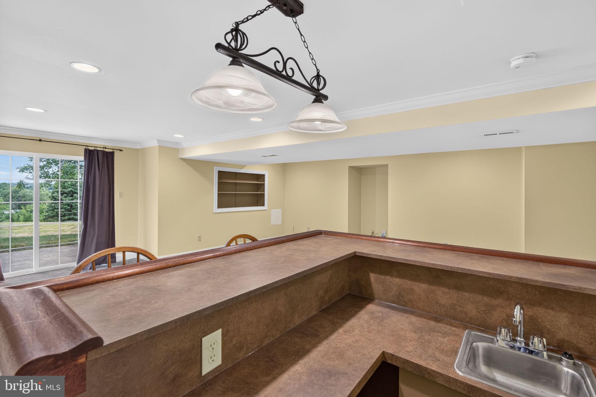 ROSECLIFF MANOR - Residential