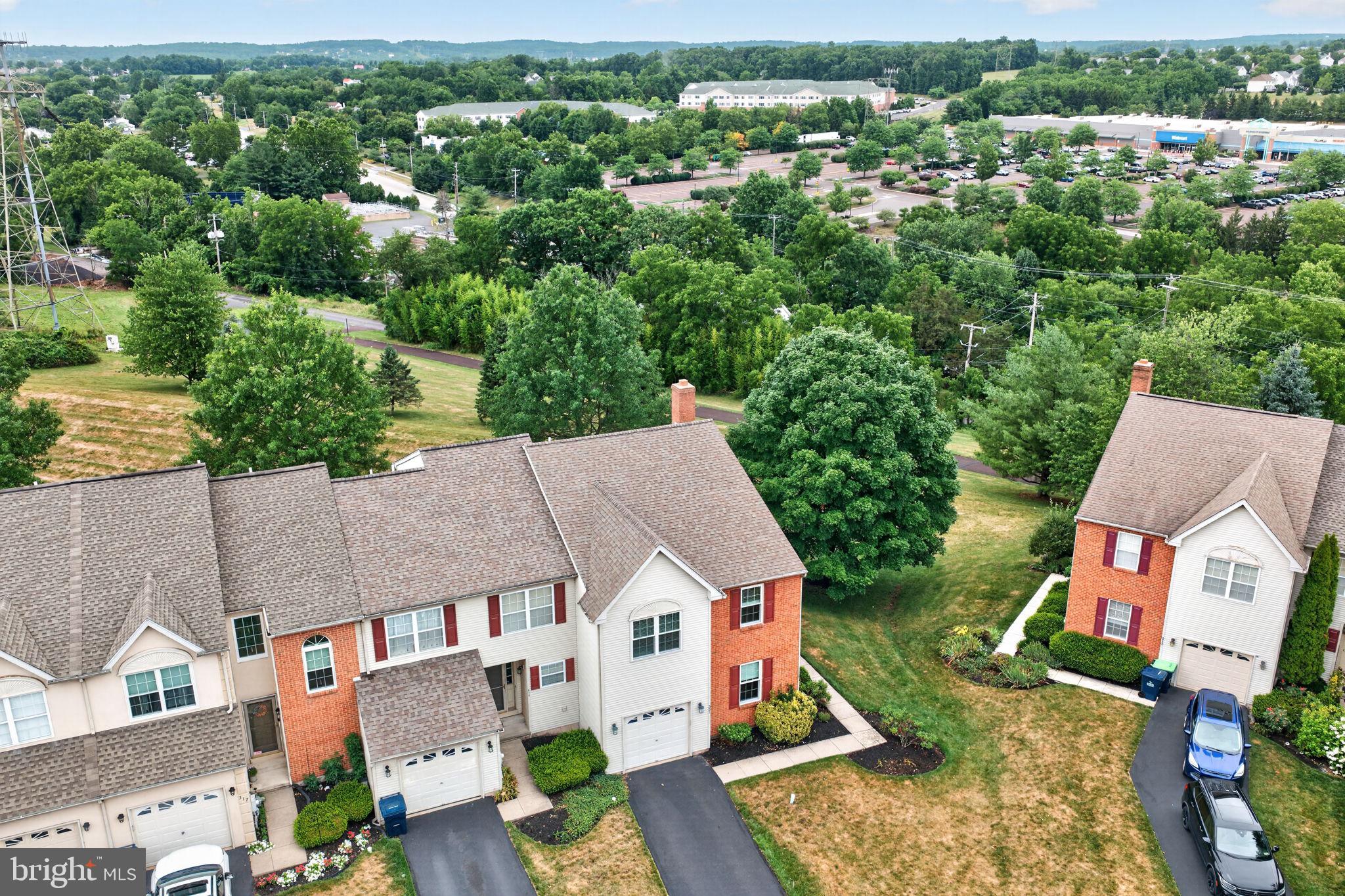 ROSECLIFF MANOR - Residential