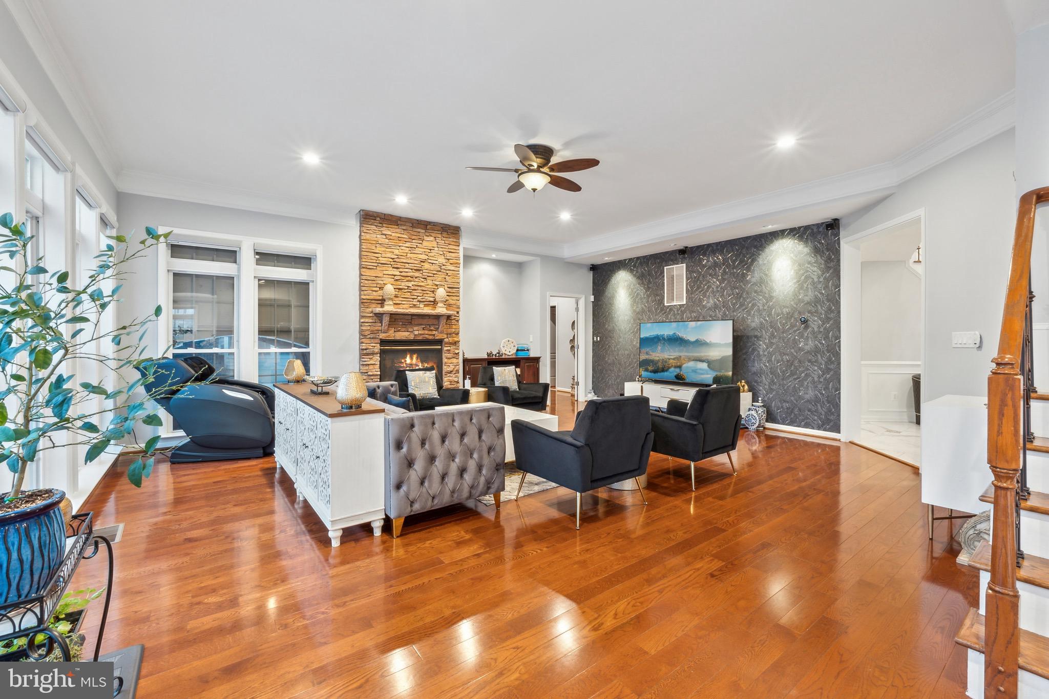 STONE RIDGE - Residential