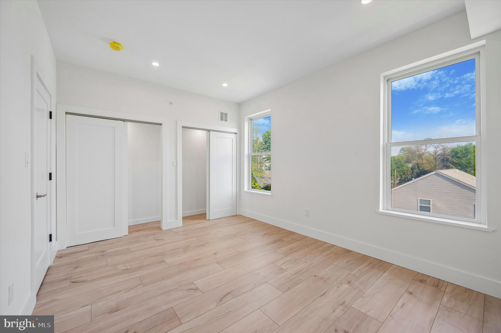 ROXBOROUGH - Residential