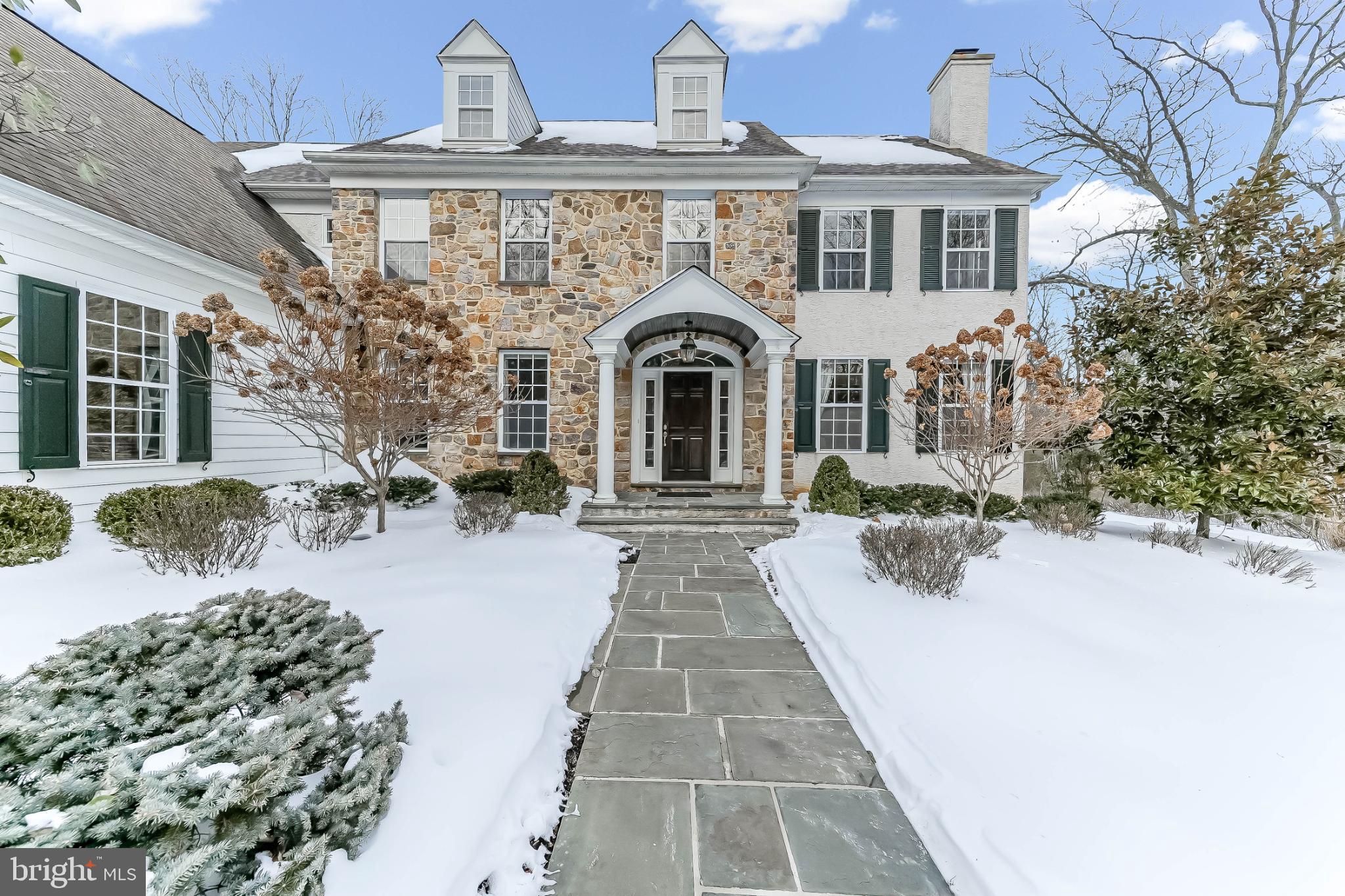 RADNOR HUNT - Residential