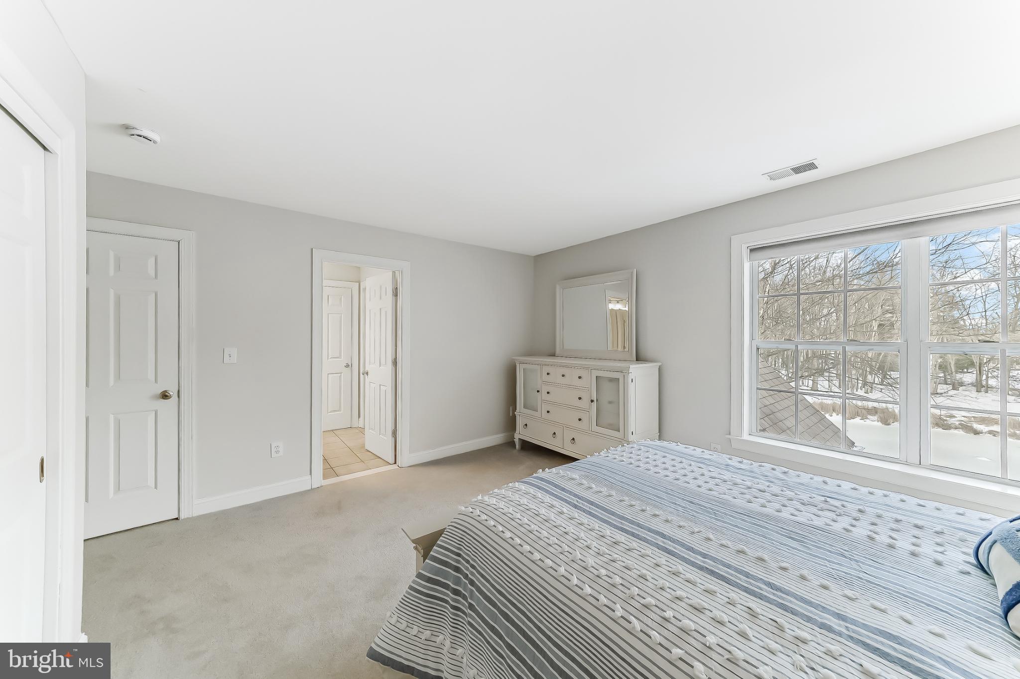 RADNOR HUNT - Residential