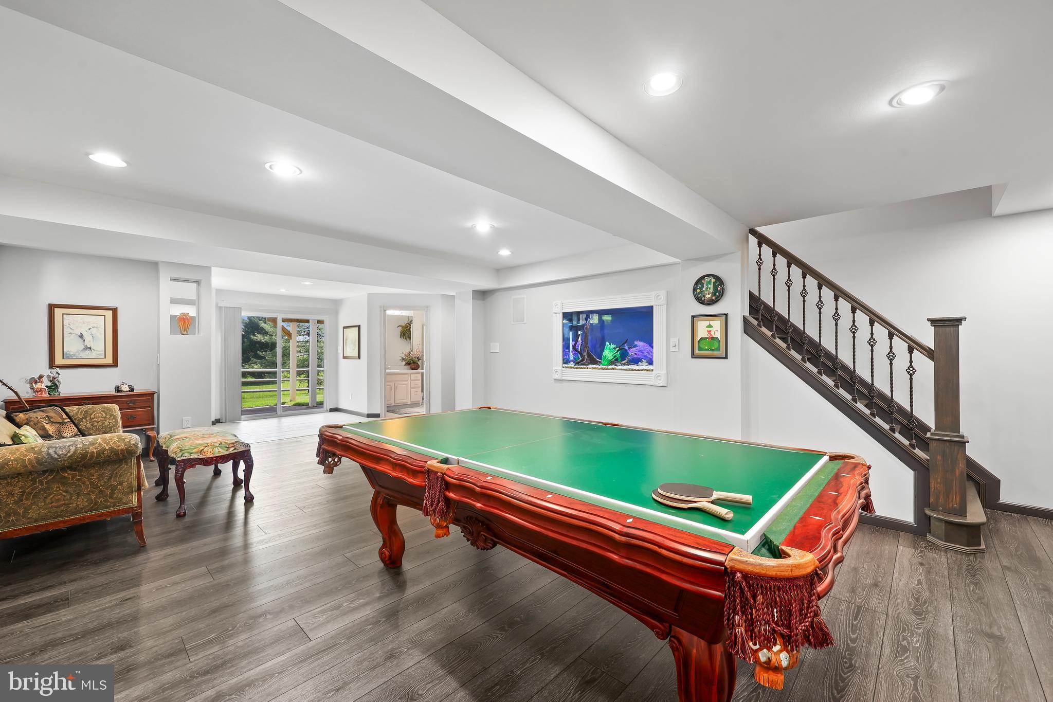 ASHBURN VILLAGE - Residential