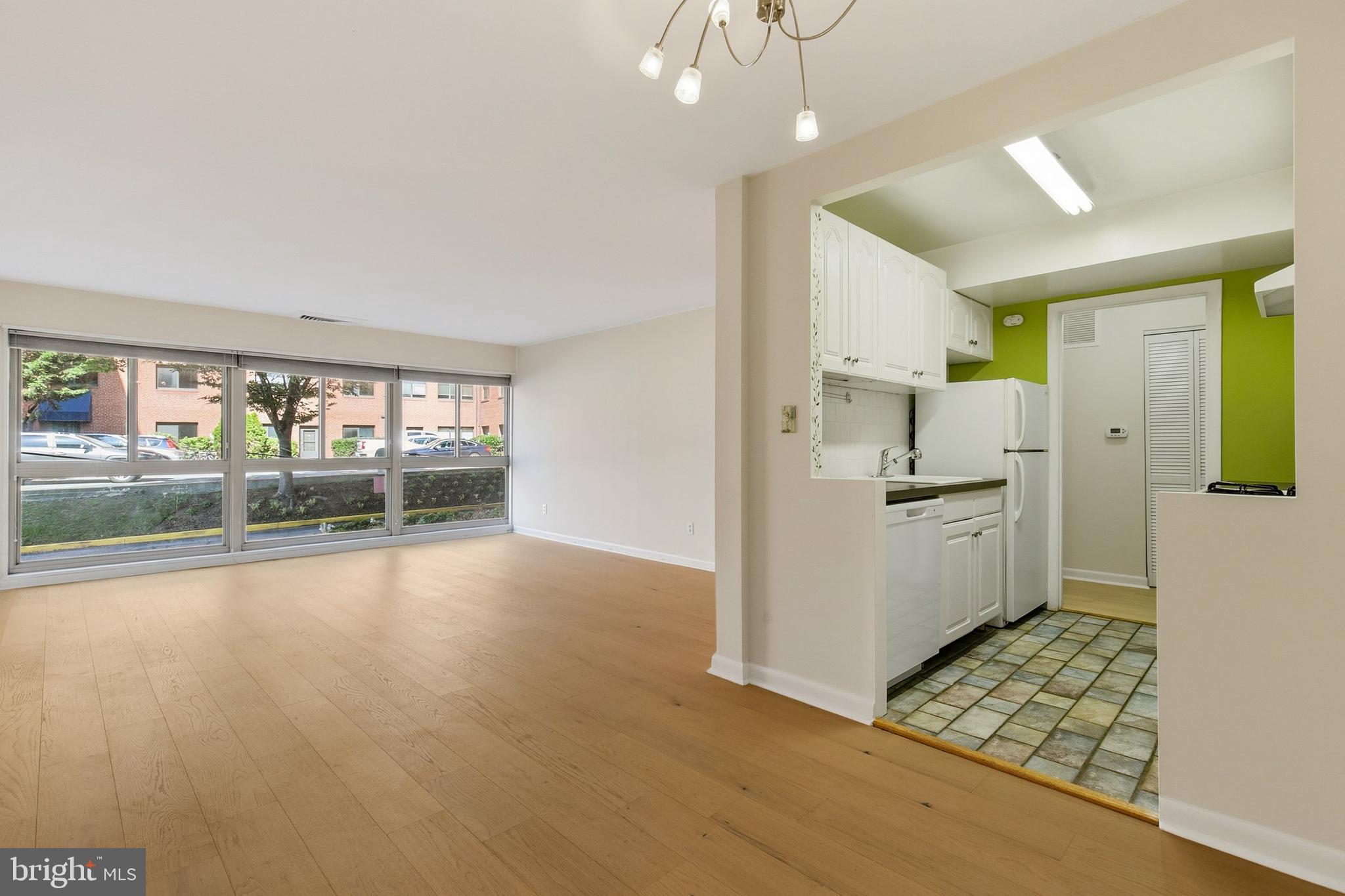 SUSSEX HOUSE - Residential
