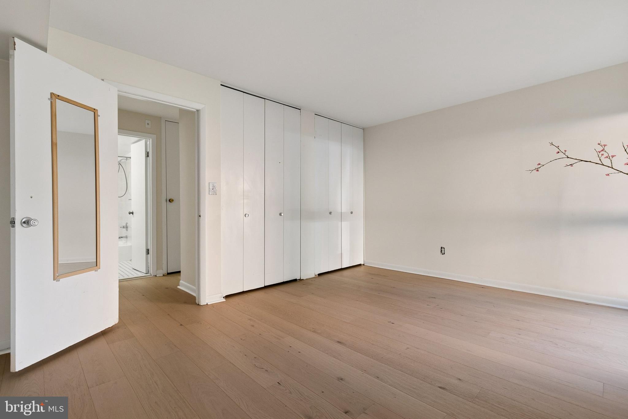 SUSSEX HOUSE - Residential