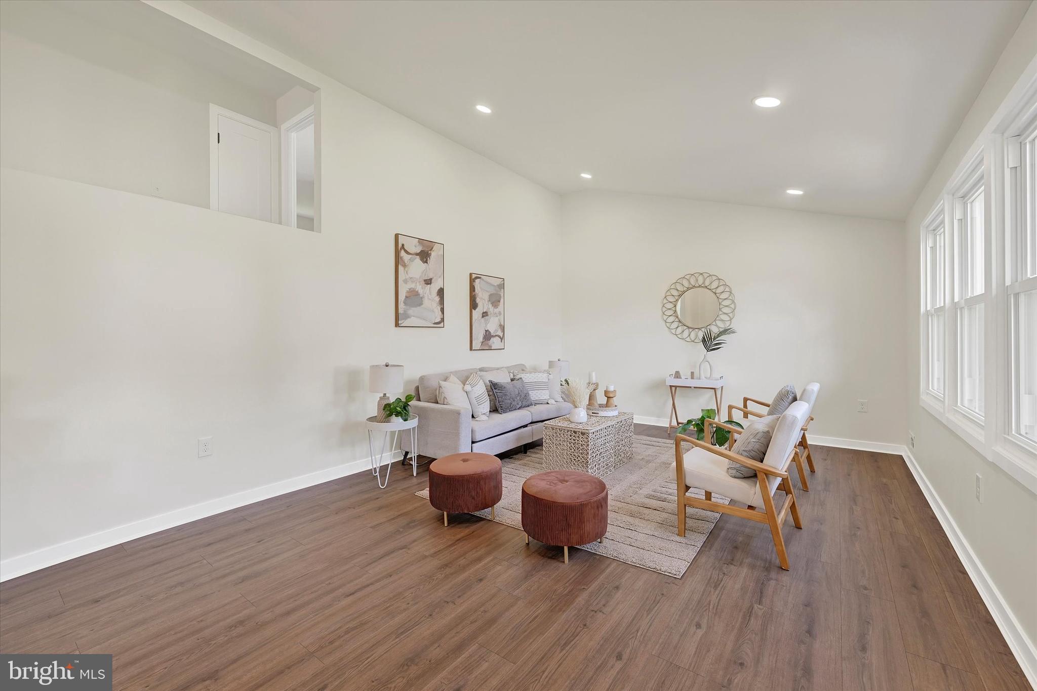 LYNNE ACRES - Residential